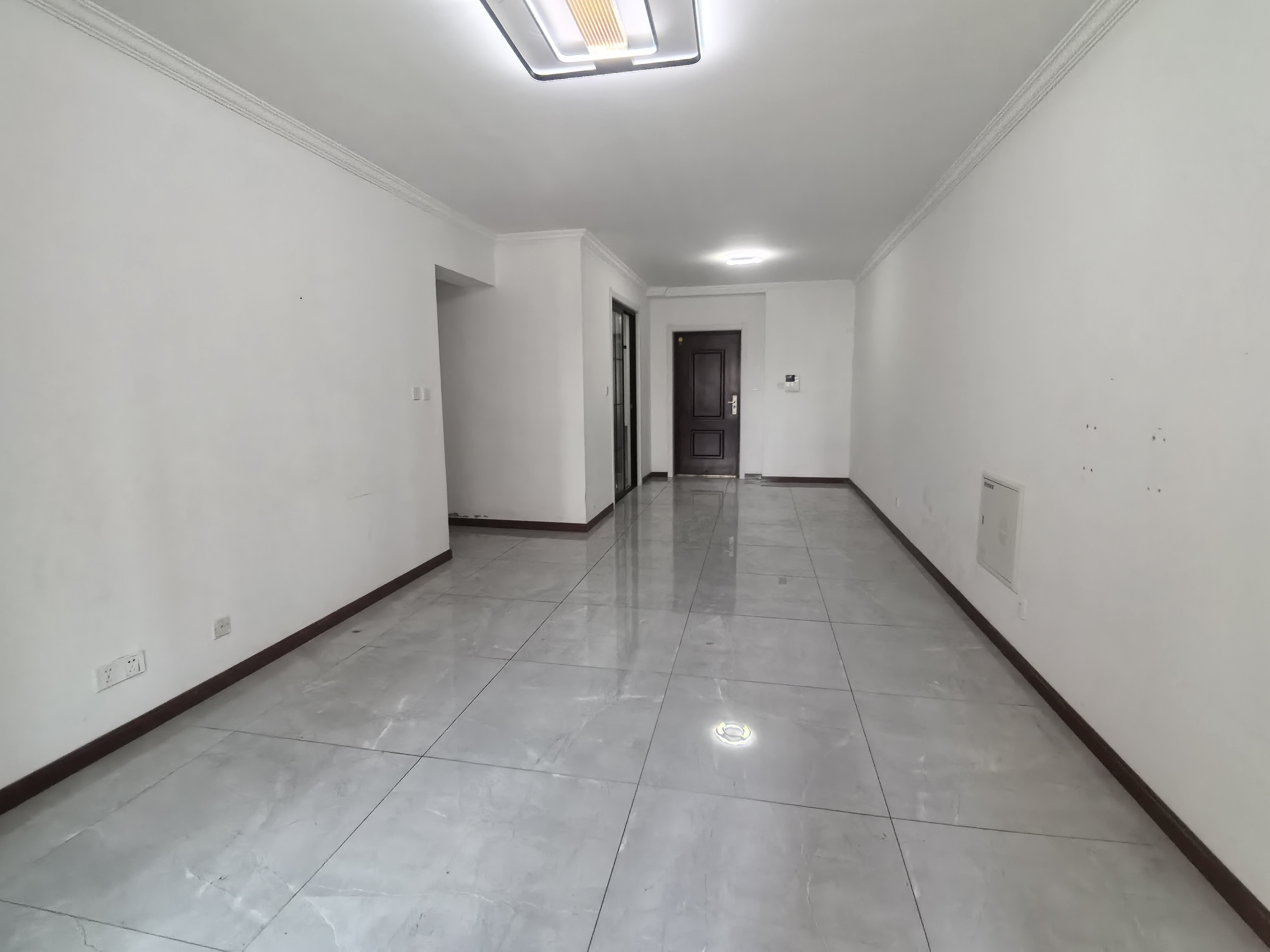 保利香槟国际 3室2厅1卫 117.00m²