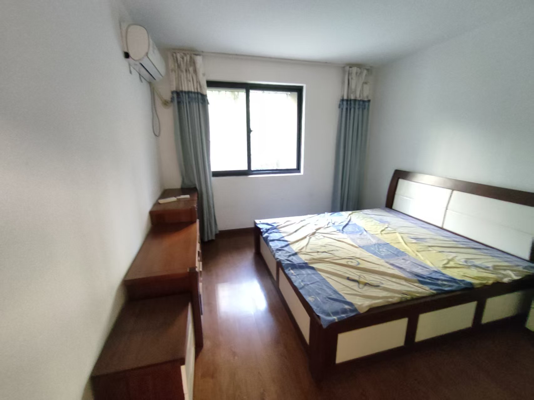 外滩花苑 2室1厅1卫 90.00m&sup2;