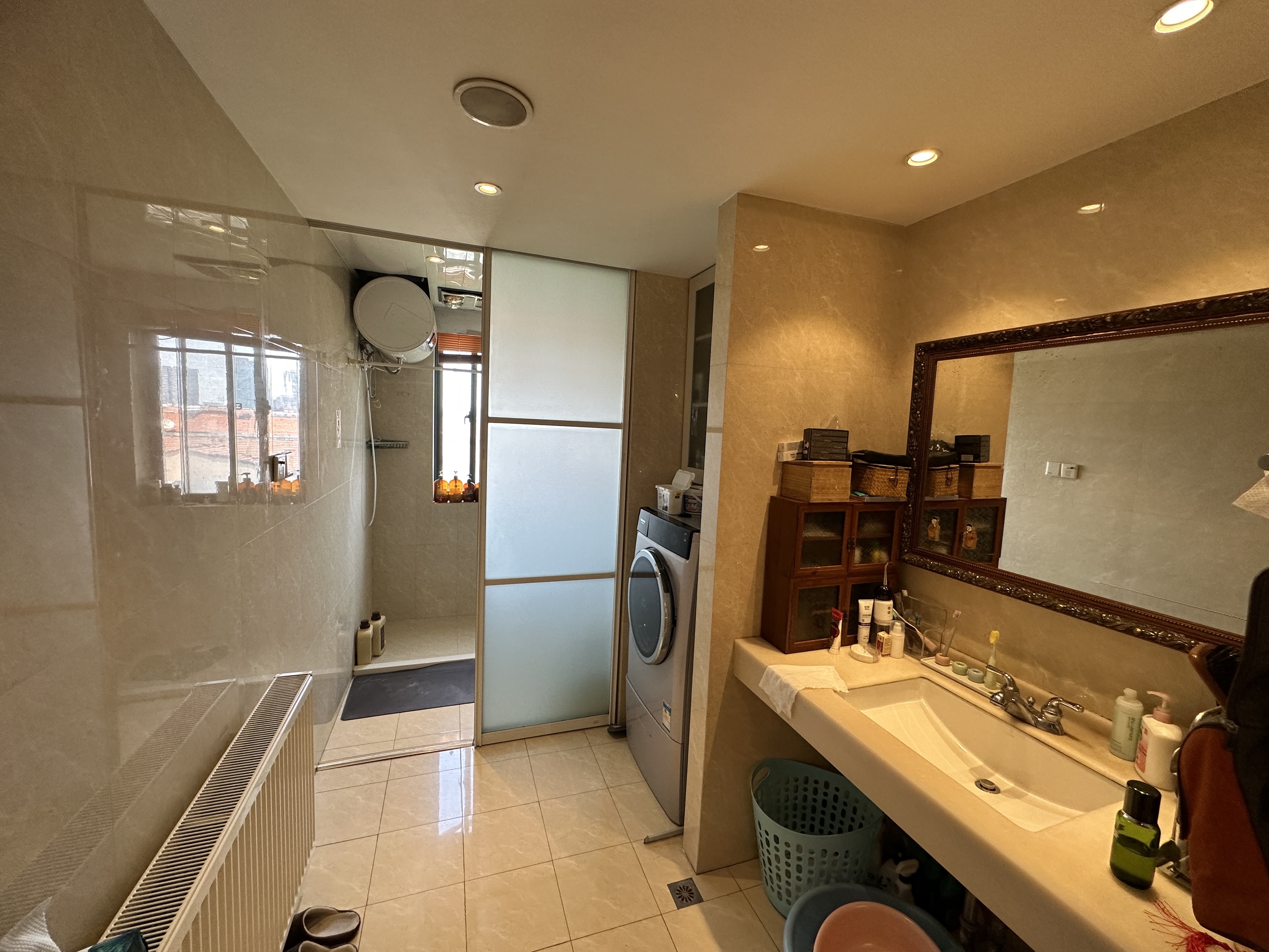 新海通锦绣苑 4室2厅3卫 233.17m&sup2;
