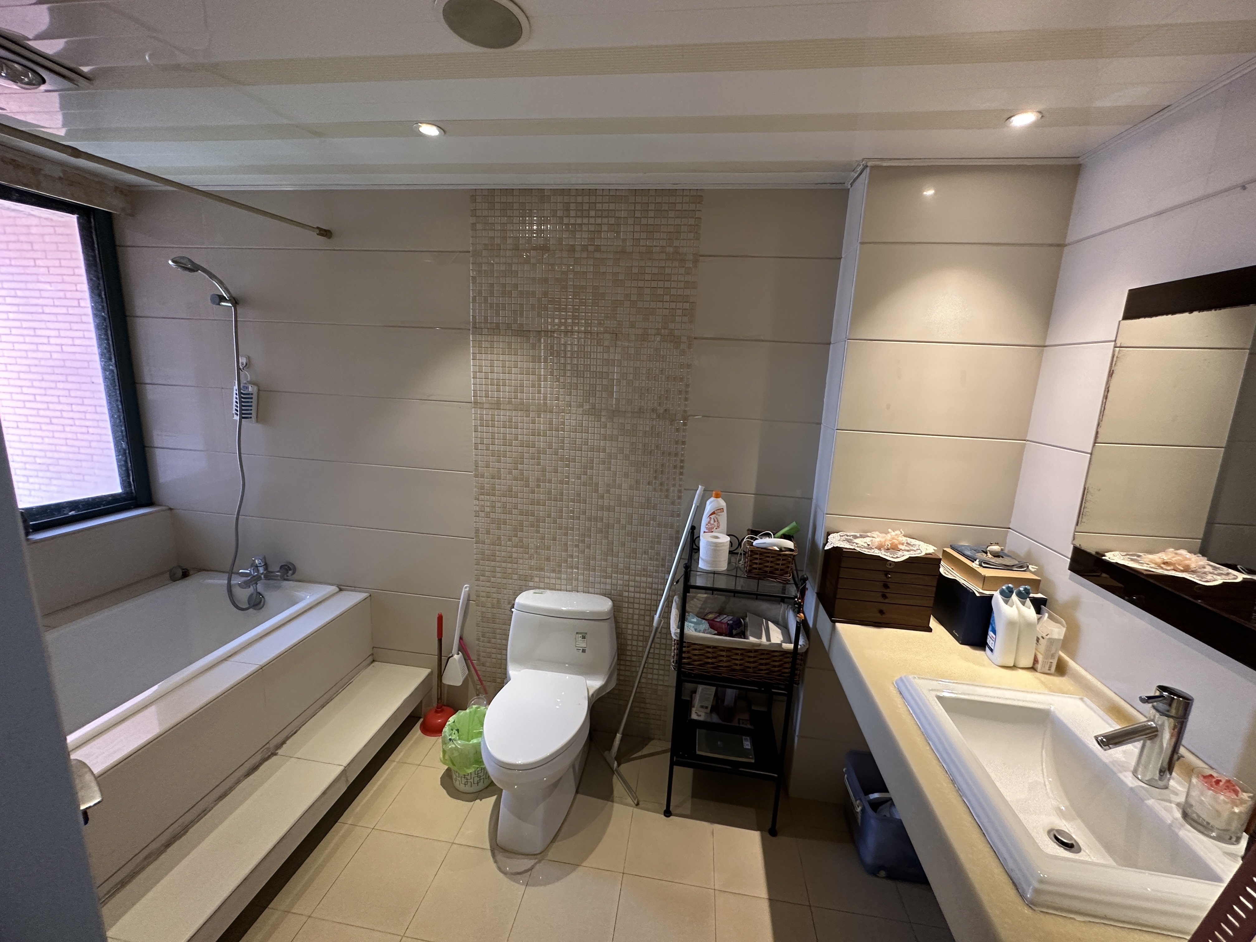 新海通锦绣苑 4室2厅3卫 233.17m&sup2;