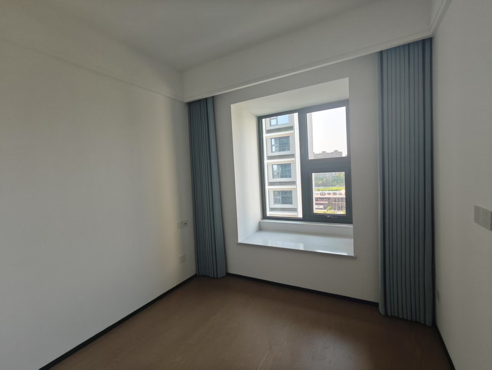 中铁壹号院 4室2厅2卫 143m&sup2;