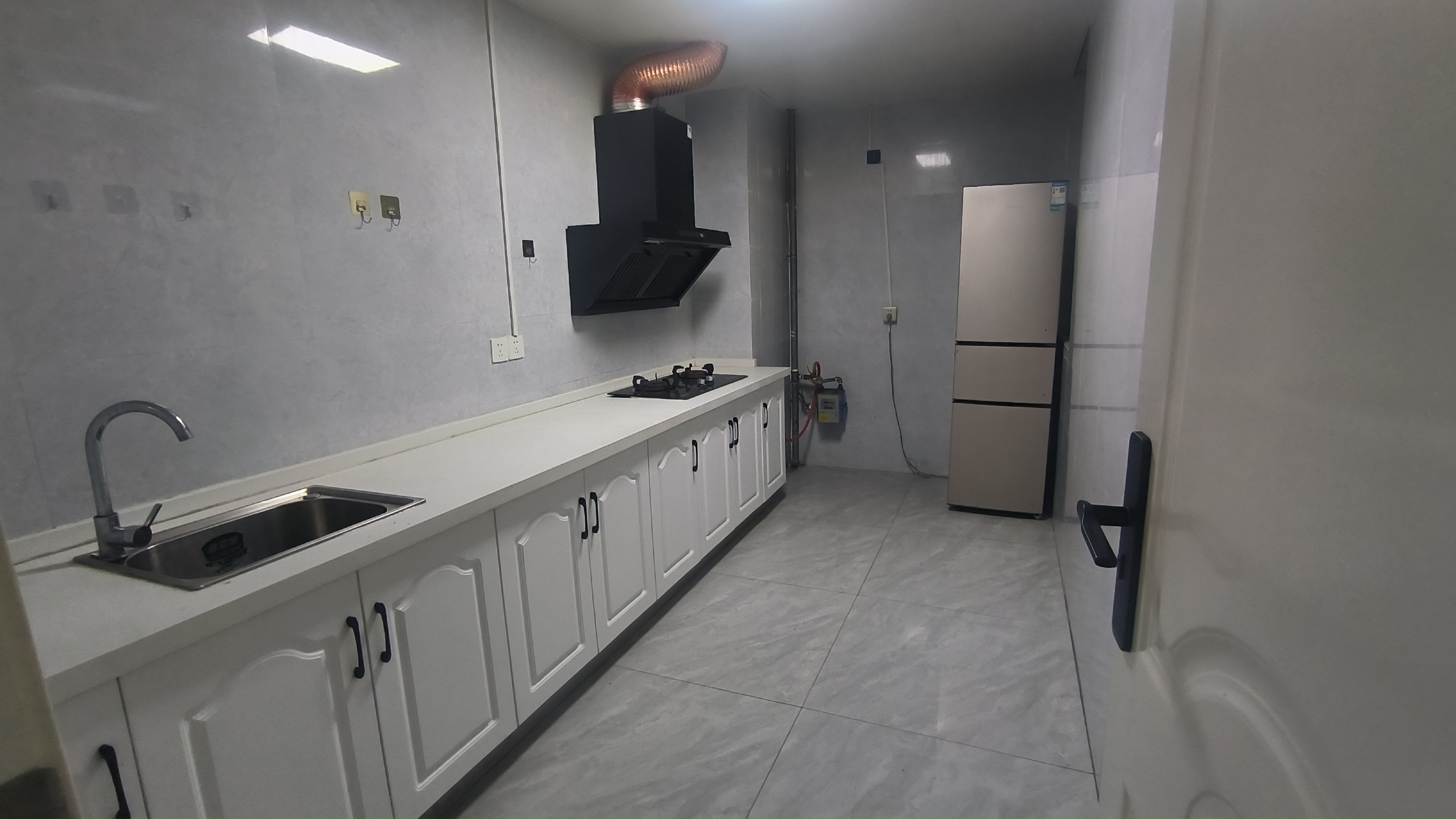 天一裕景苑 3室1厅1卫 112m&sup2;