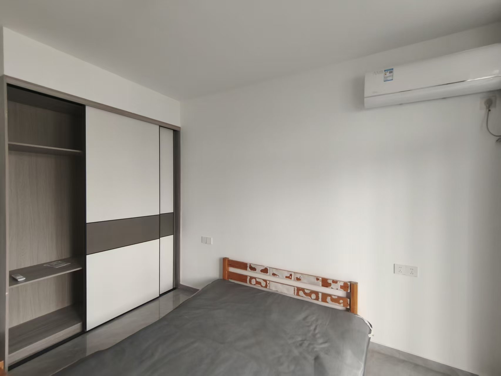 天晖苑 4室1厅1卫 100.00m&sup2;