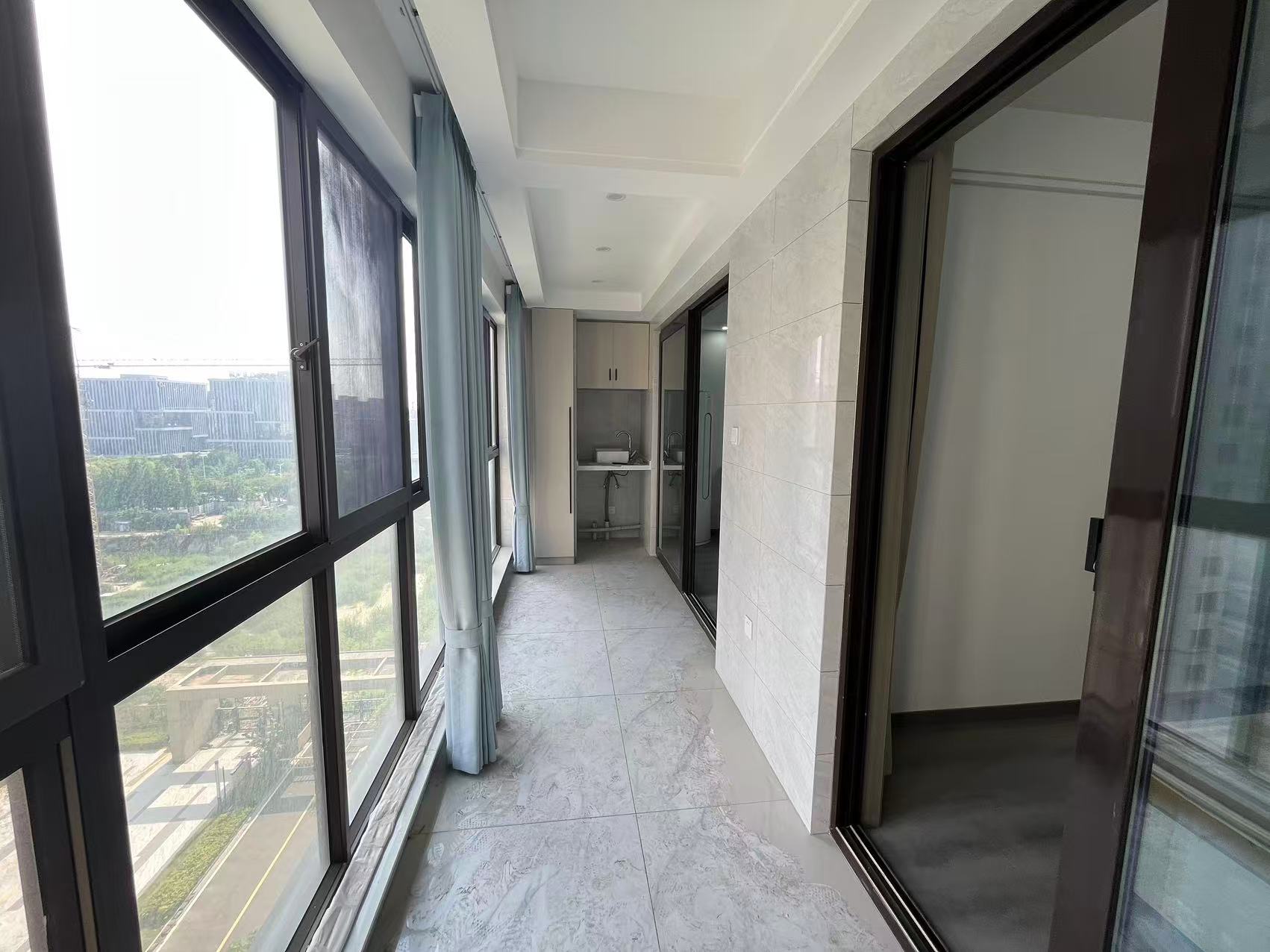 绿地江海图 4室2厅1卫 100.00m&sup2;