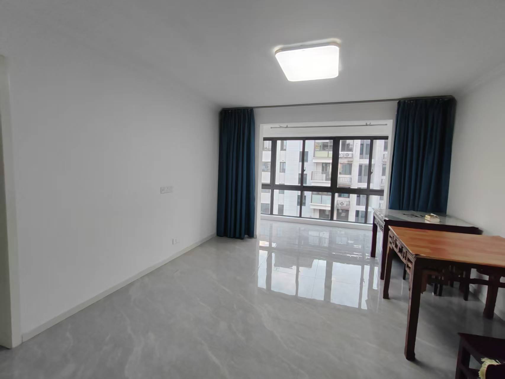 濠江南苑 3室2厅1卫 125.00m&sup2;