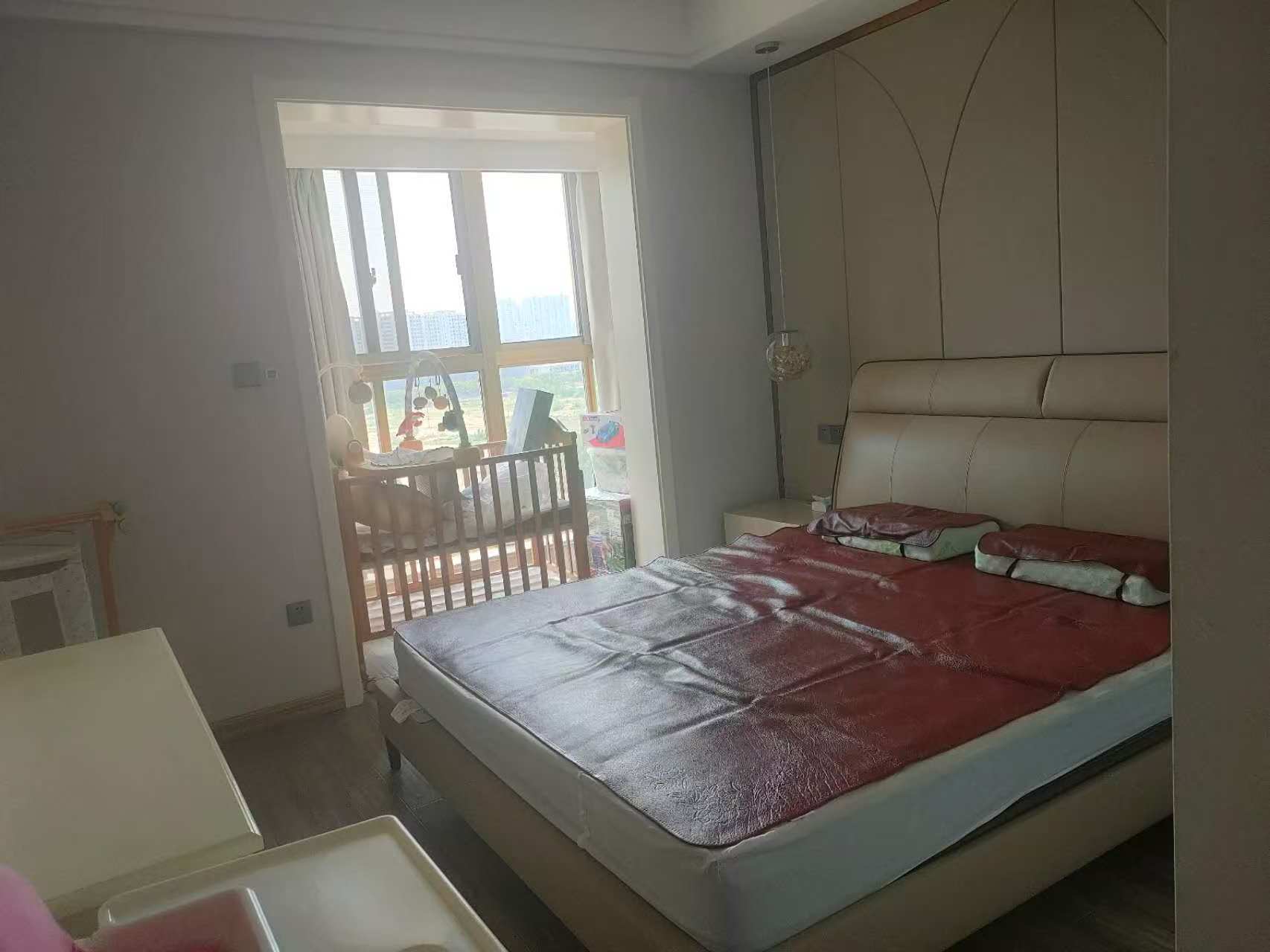 恒盛豪庭 3室2厅2卫 132m&sup2;