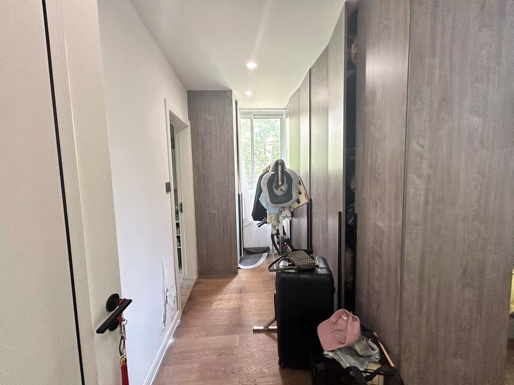 中南世纪花城二期 3室2厅2卫 140.25m&sup2;
