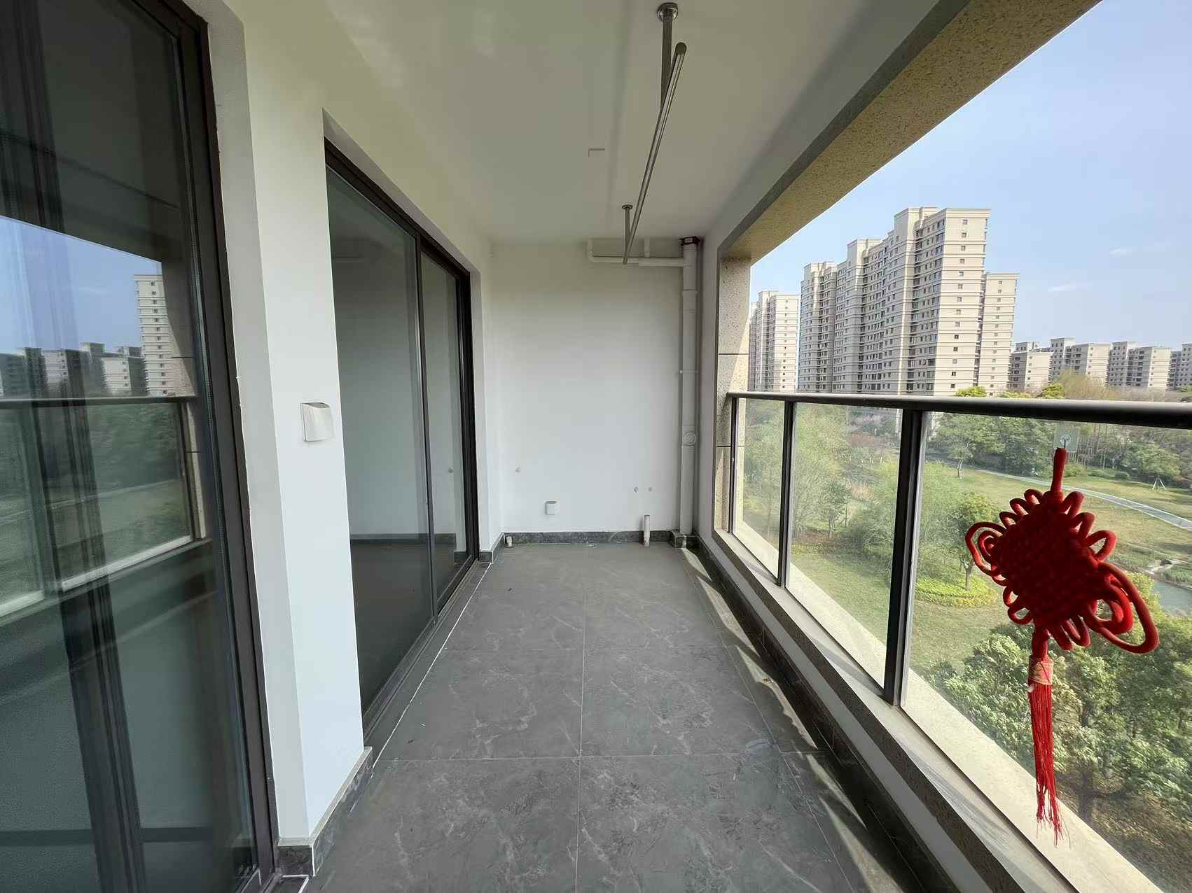 湖悦云境 3室2厅2卫 121m&sup2;