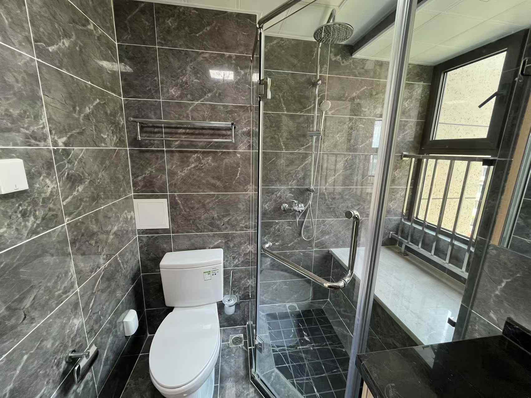 湖悦云境 3室2厅2卫 121m&sup2;