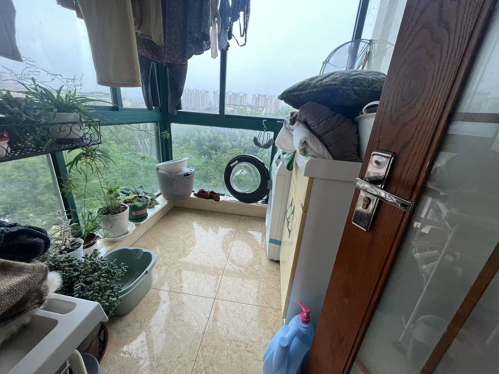 江海皇都私家花园 4室2厅2卫 248m&sup2;