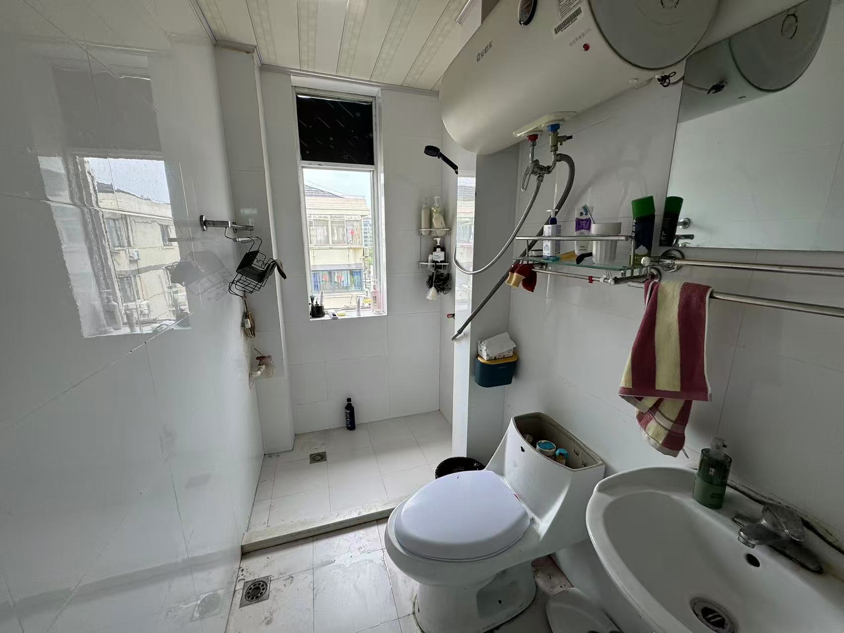 北濠新村二组团 2室1厅1卫 68m&sup2;