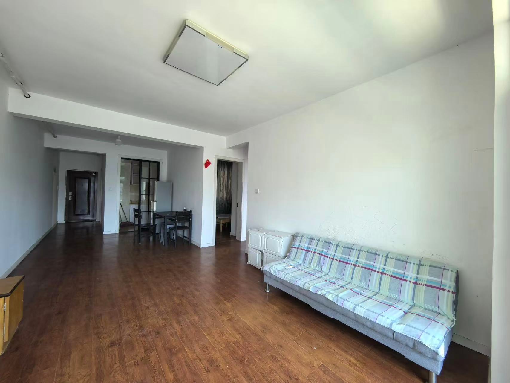 盛鑫&middot;南湖学府 3室2厅1卫 95m&sup2;