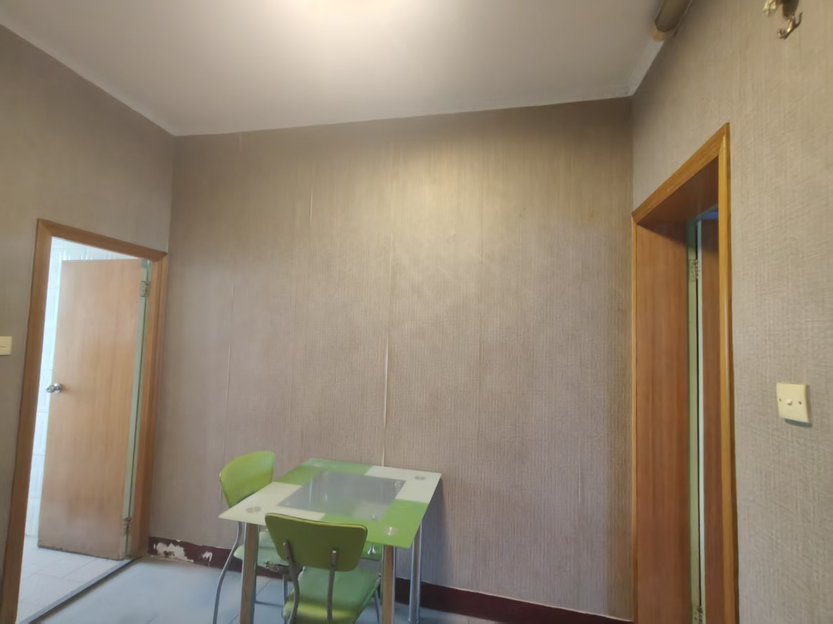 水利局宿舍楼 1室1厅1卫 40.00m²