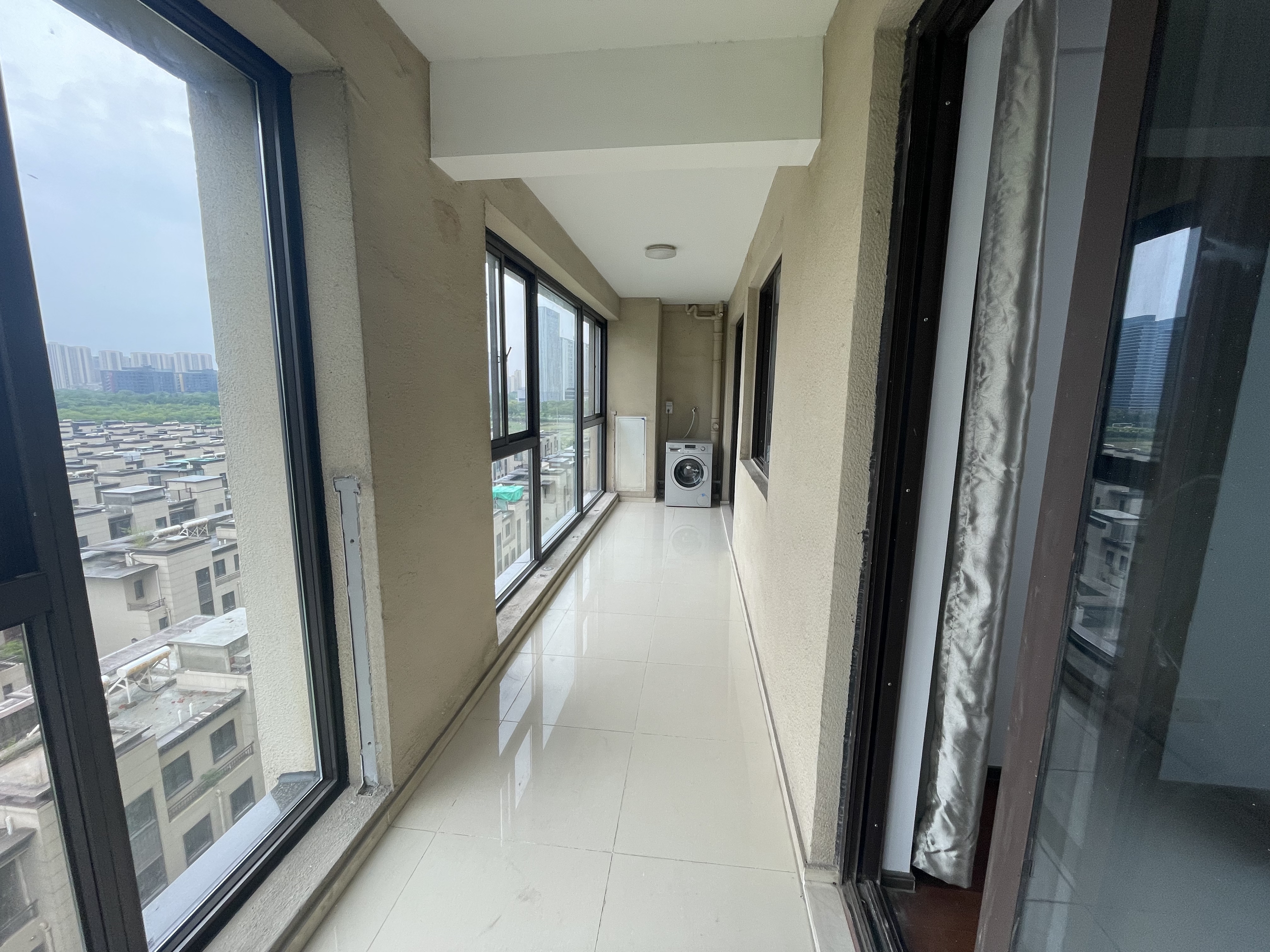 云樾东方 3室2厅2卫 134m&sup2;