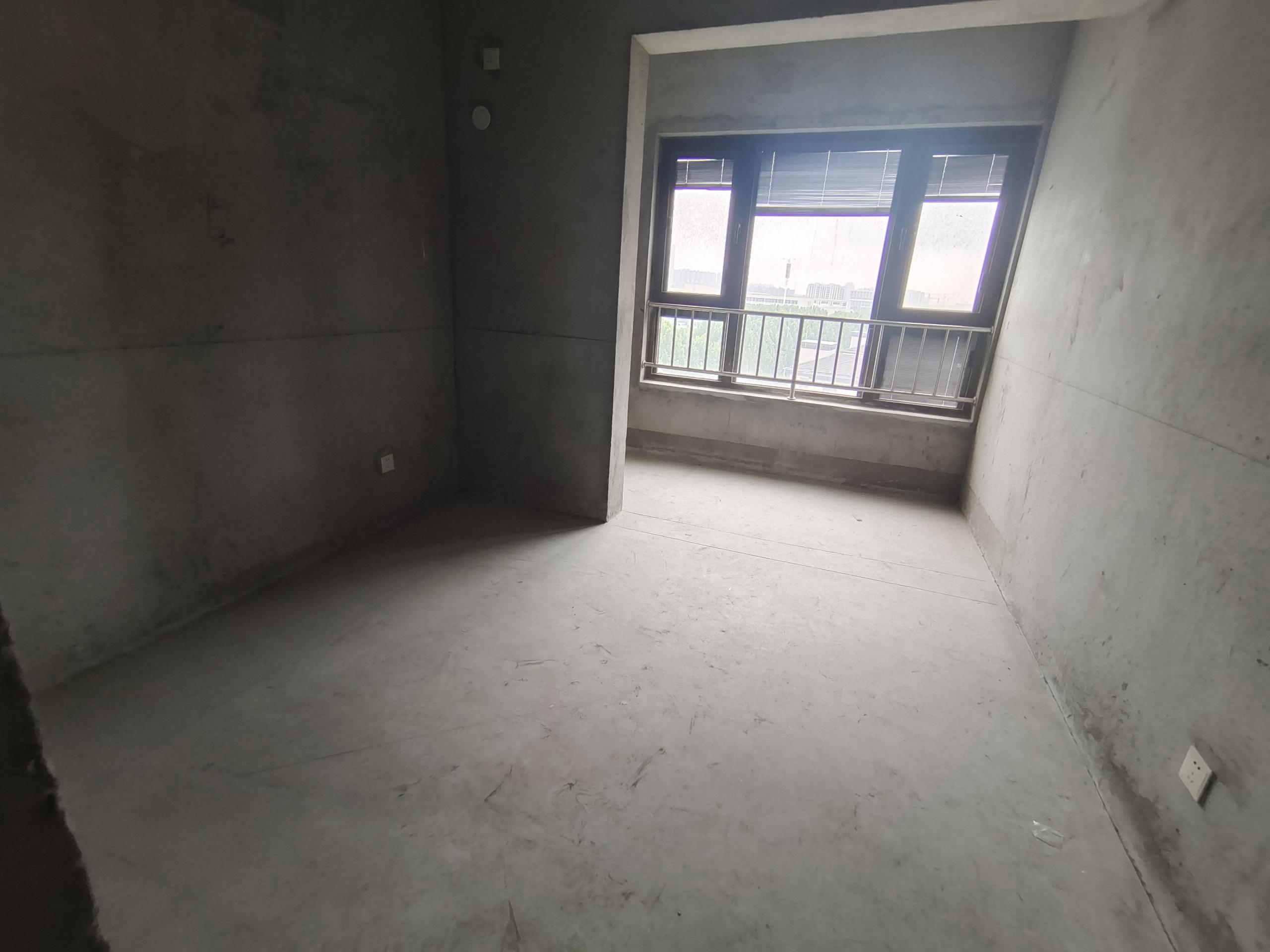 中兴兰溪荟 2室2厅2卫 102m&sup2;