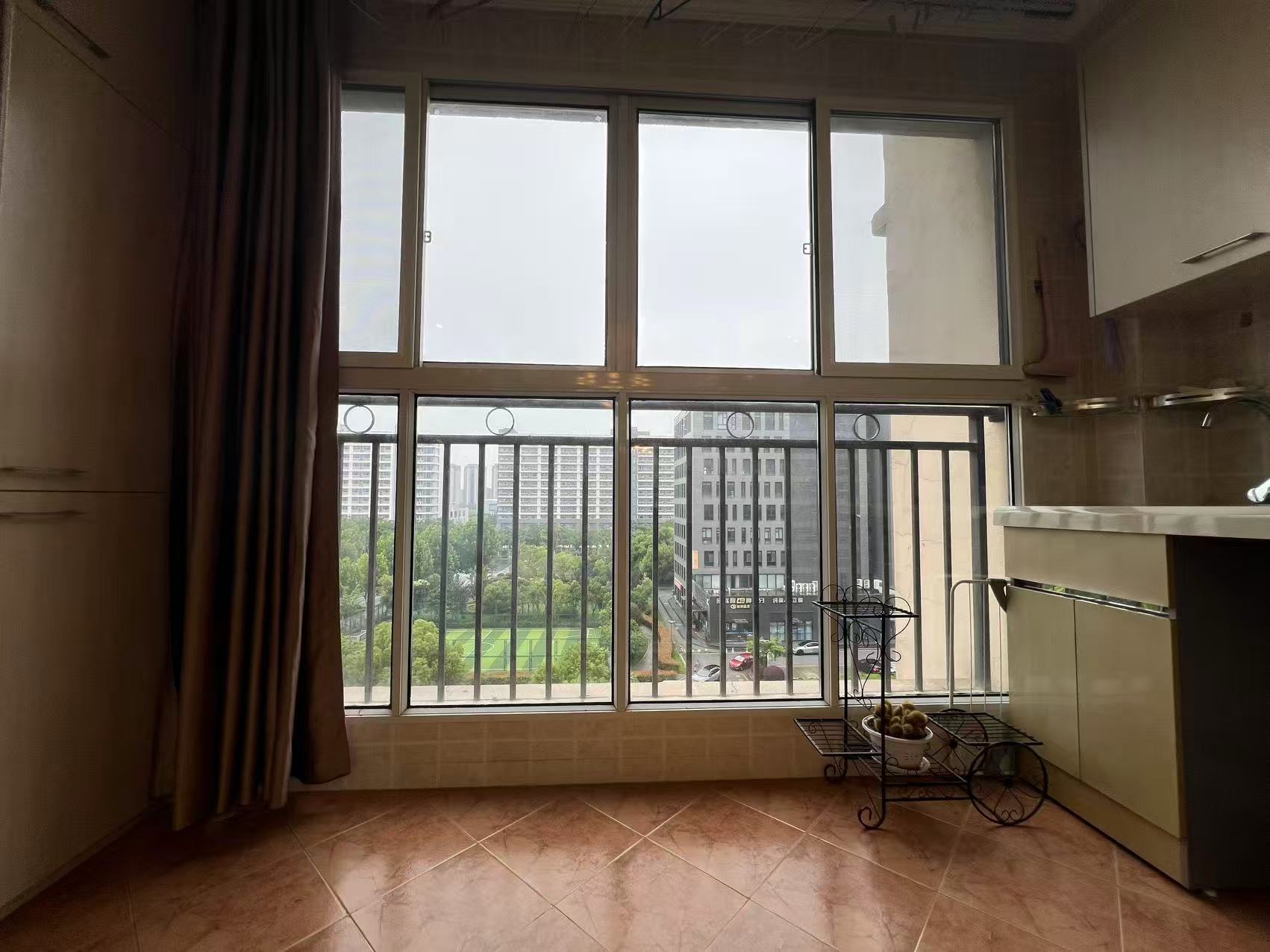 中南世纪花城三期 3室2厅2卫 125.61m&sup2;