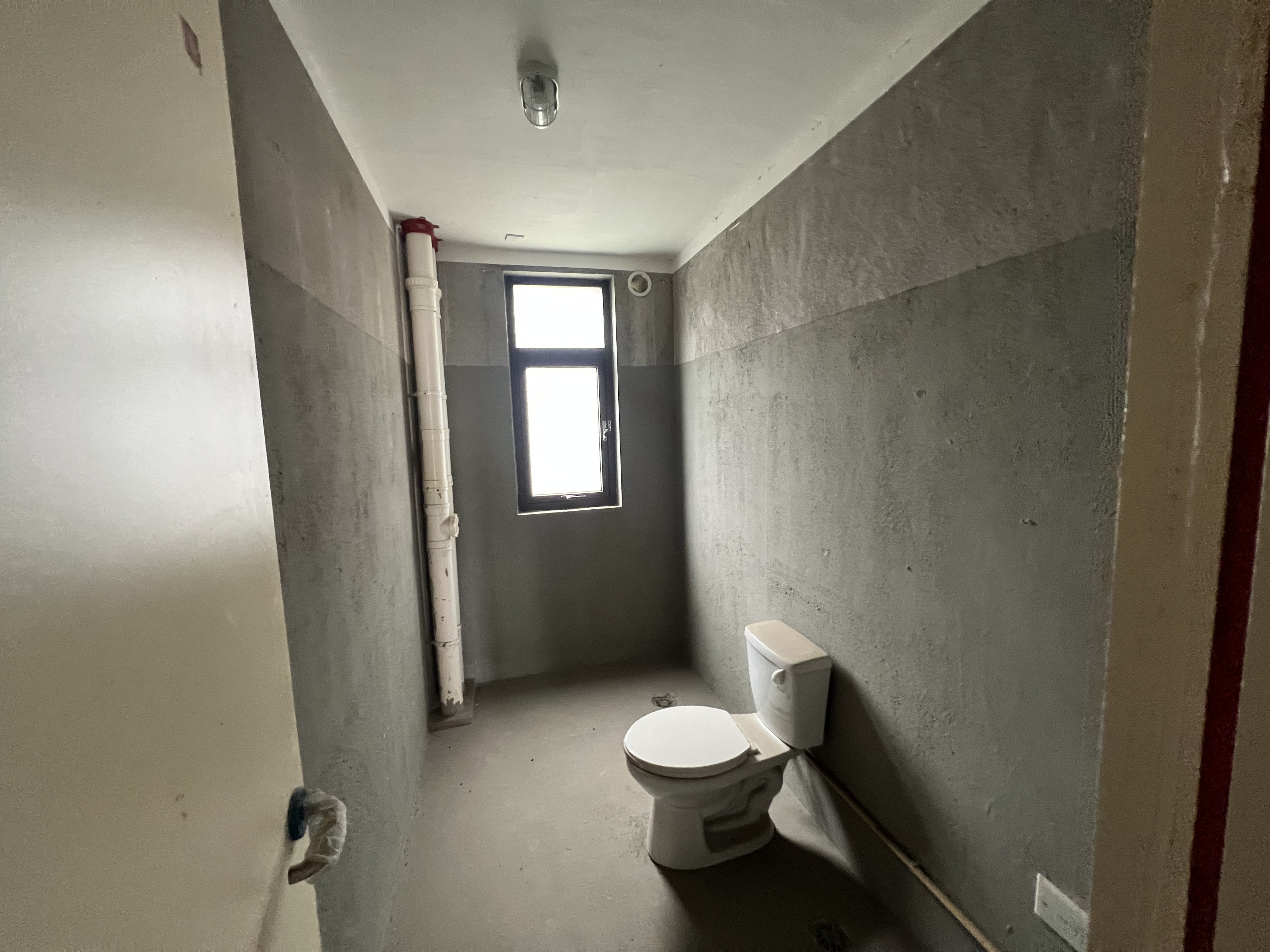 华强城 4室2厅2卫 145m&sup2;