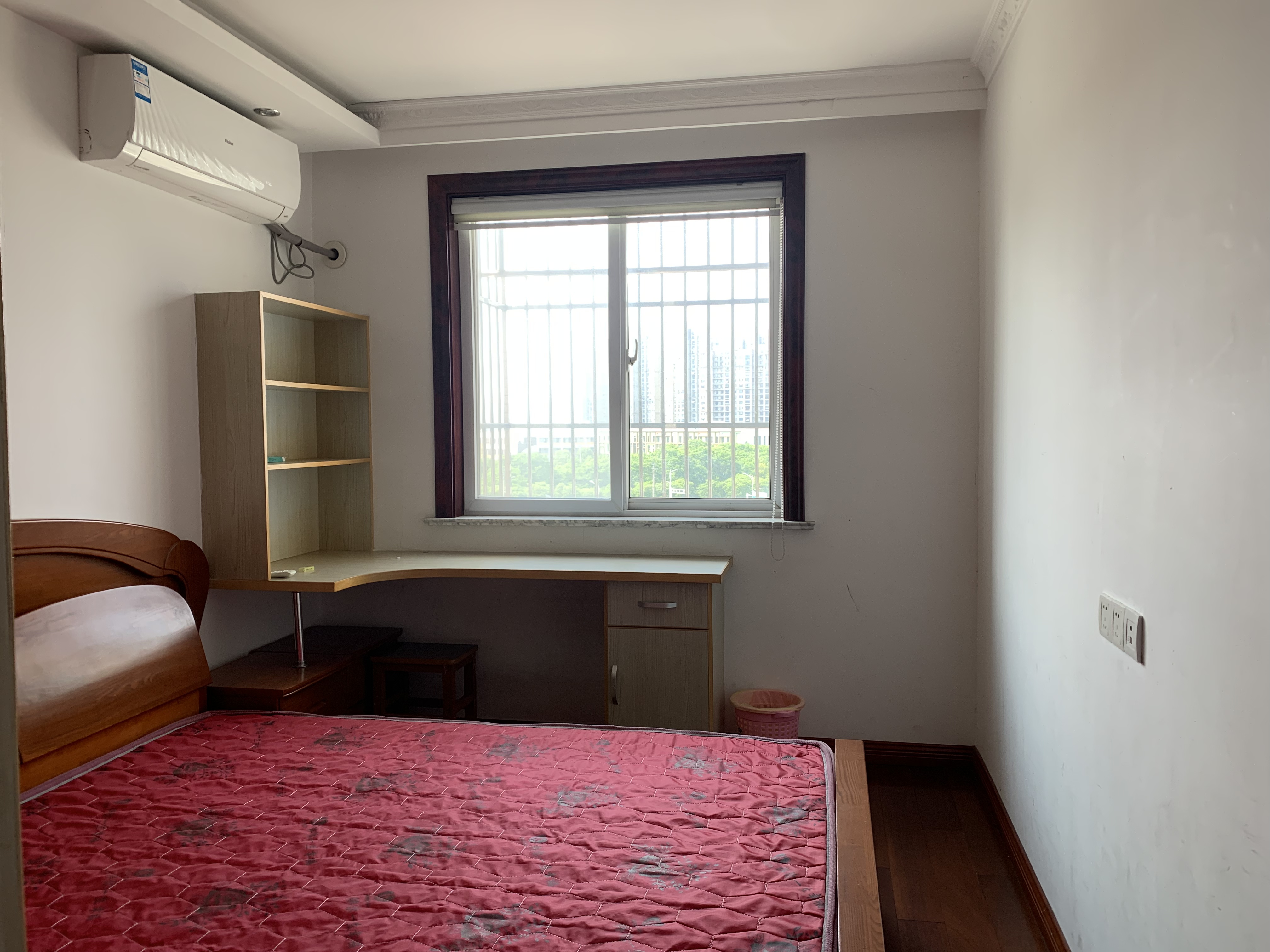 紫东花苑 2室1厅1卫 92.56m&sup2;