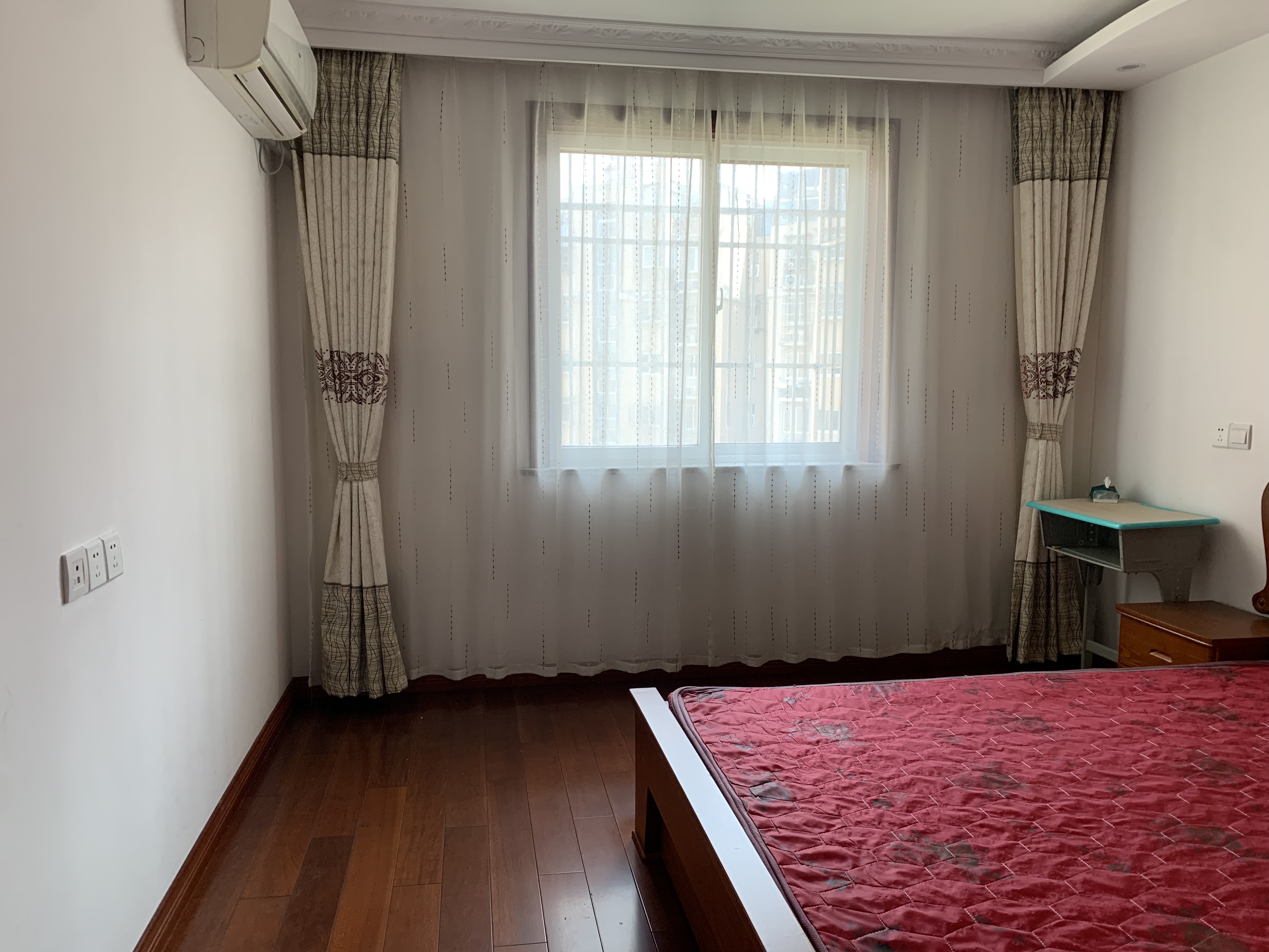 紫东花苑 2室1厅1卫 92.56m&sup2;