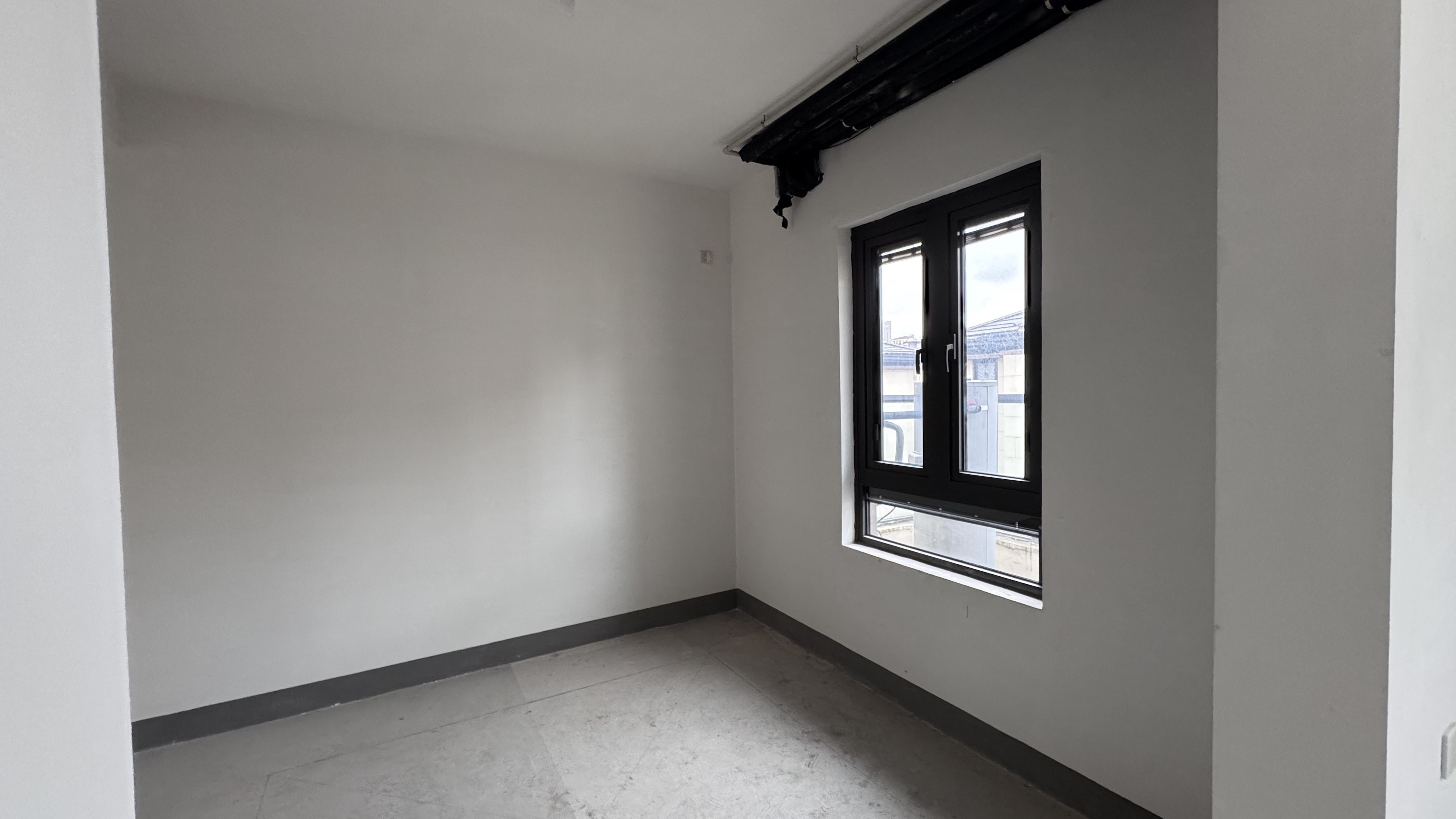 龙湖天宸源著 5室2厅3卫 265.40m&sup2;