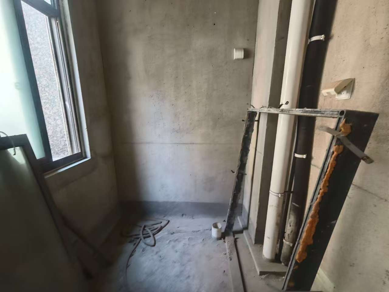 正泰江岸水苑 4室2厅3卫 243.71m&sup2;