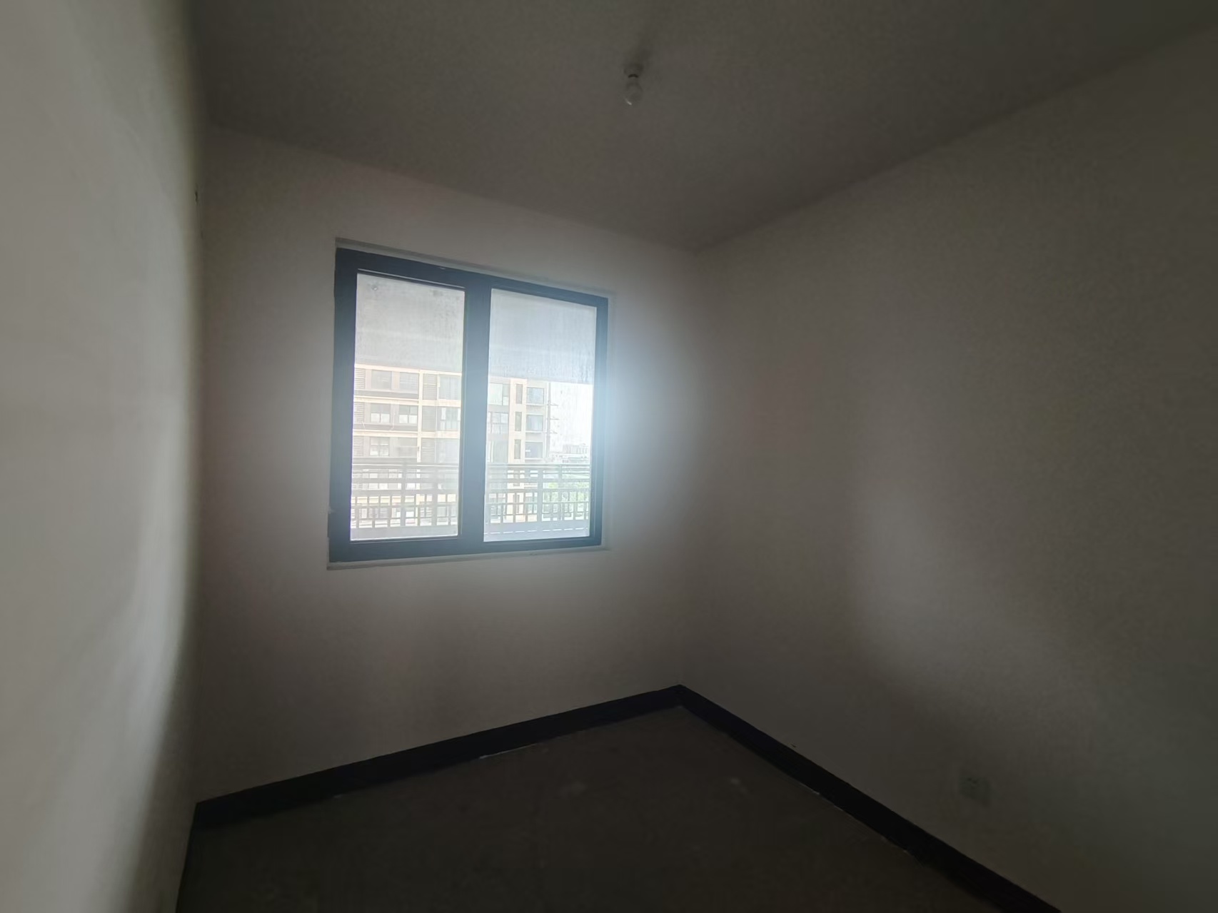 绿地新里城 3室2厅1卫 90.89m&sup2;