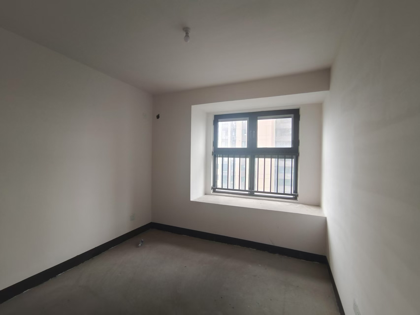绿地新里城 3室2厅1卫 90.89m&sup2;