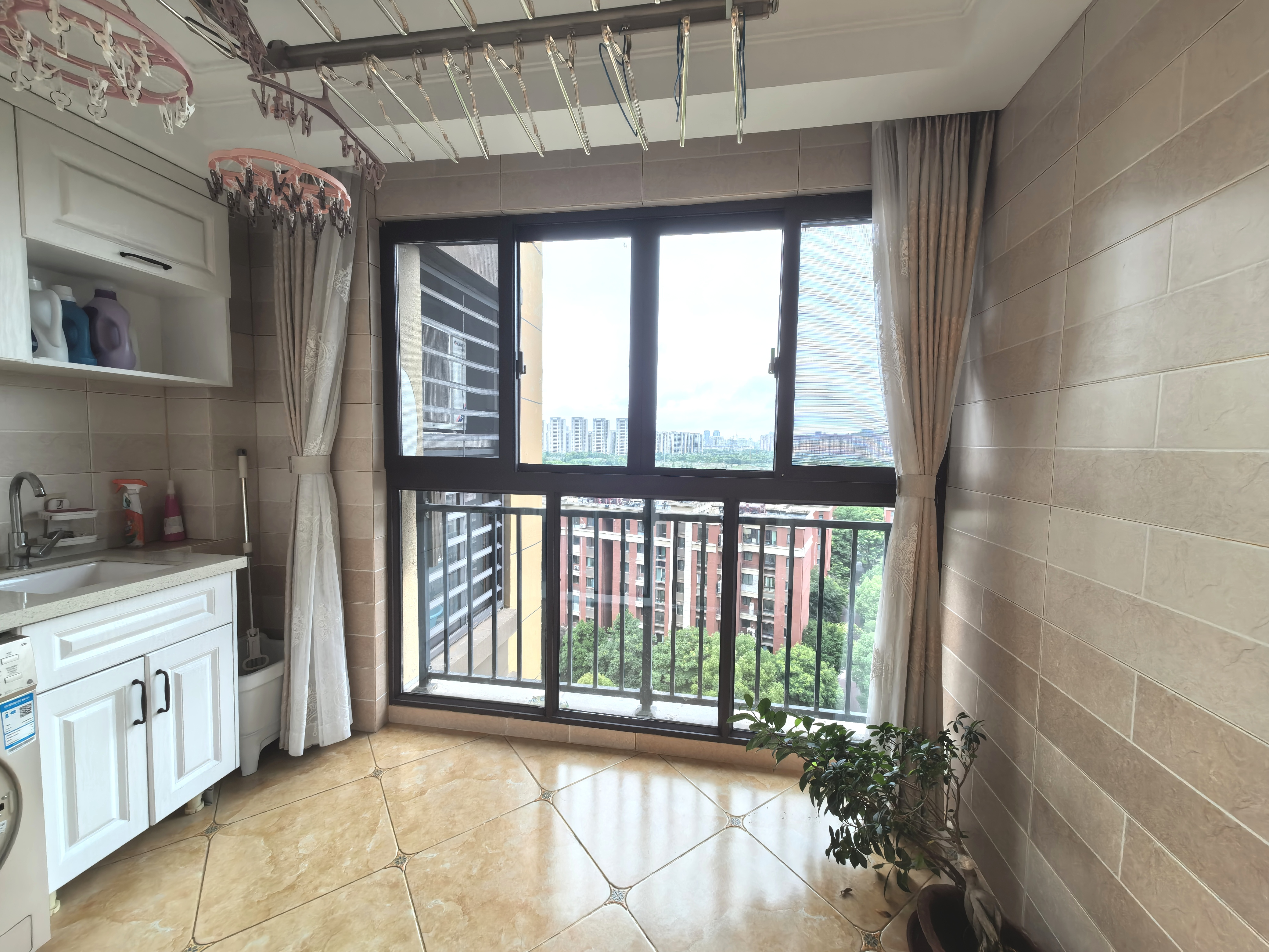 新城香溢紫郡 3室2厅2卫 115.12m&sup2;