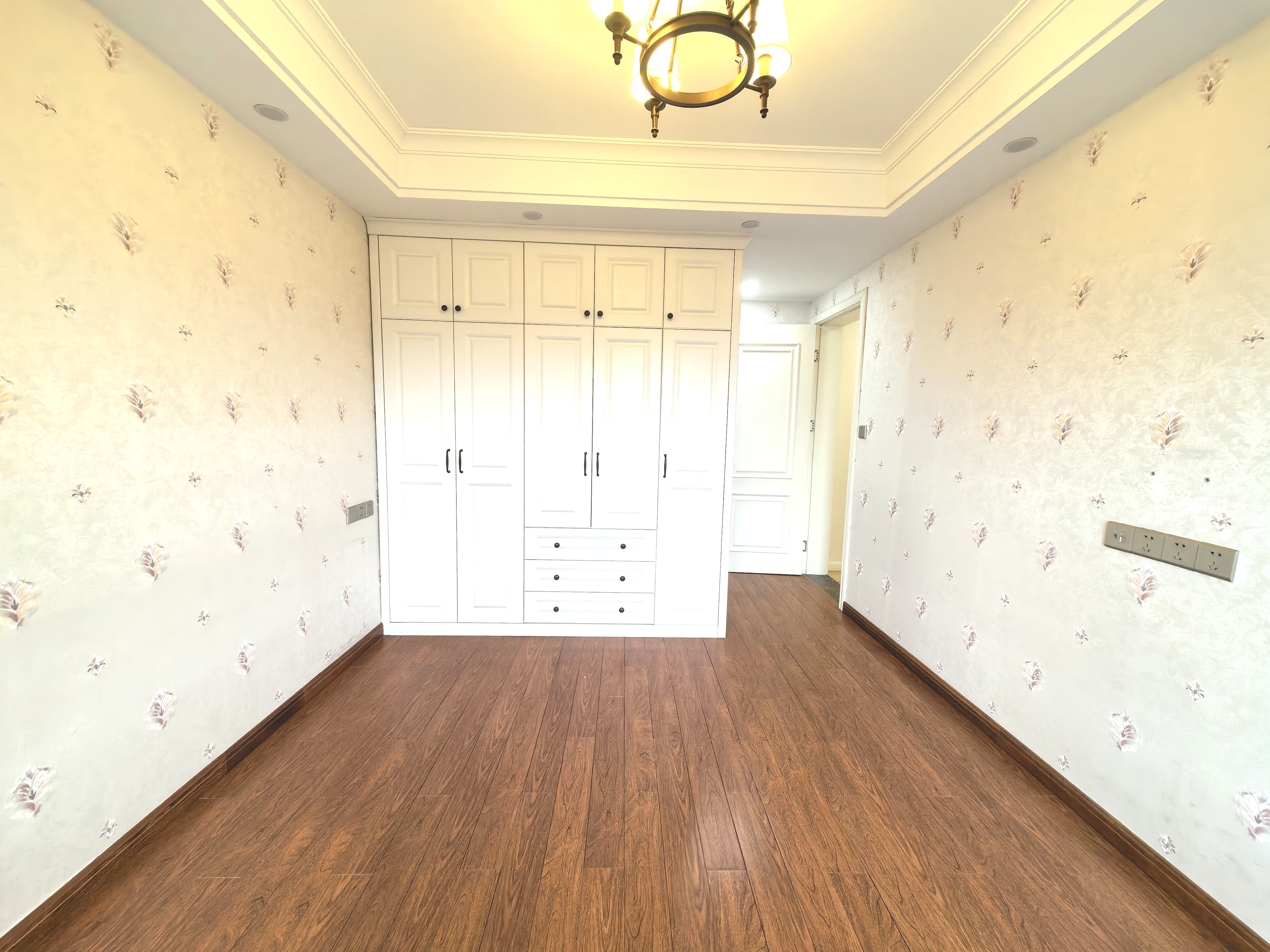 新城香溢紫郡 3室2厅2卫 115.12m&sup2;