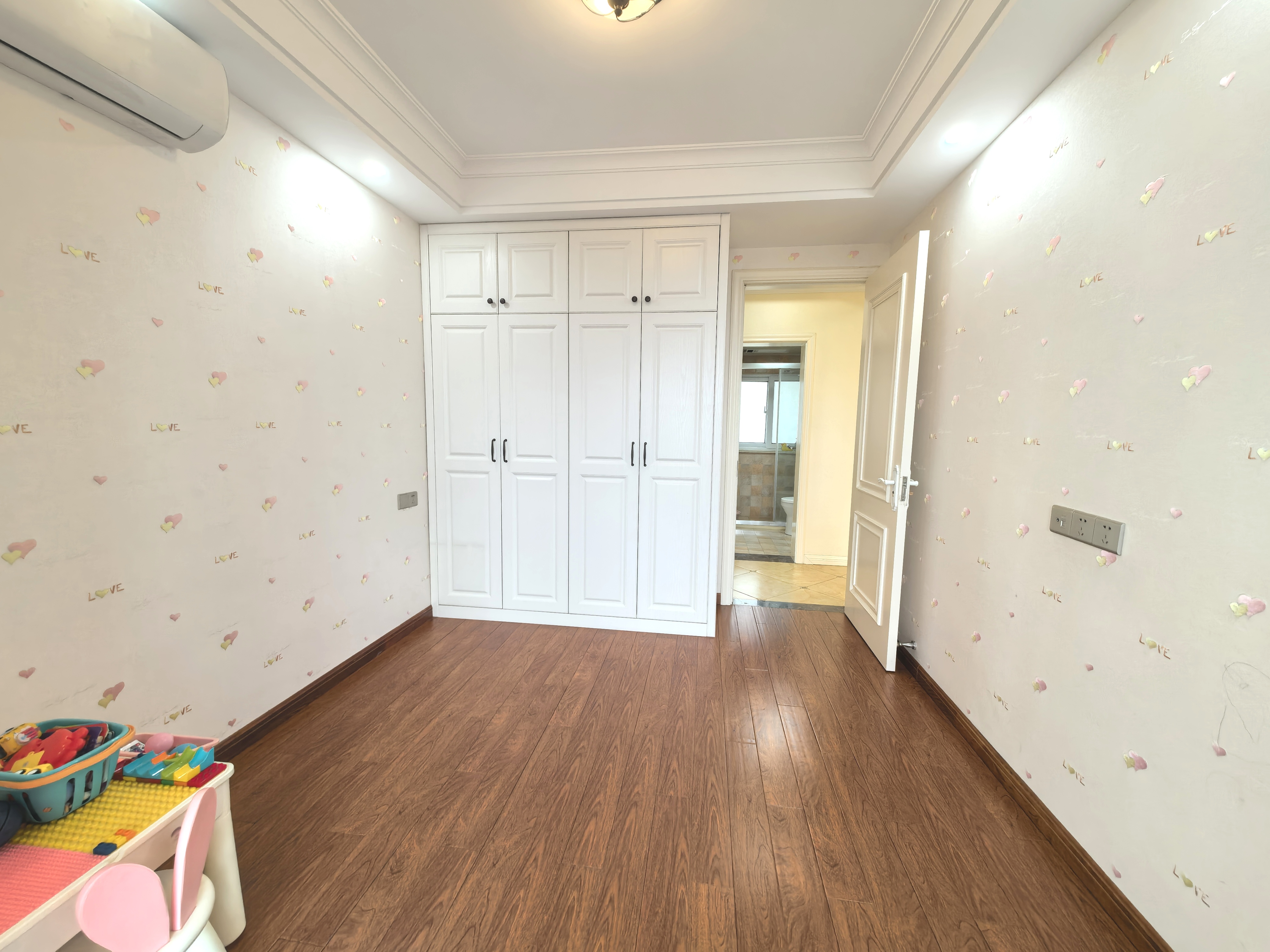 新城香溢紫郡 3室2厅2卫 115.12m&sup2;