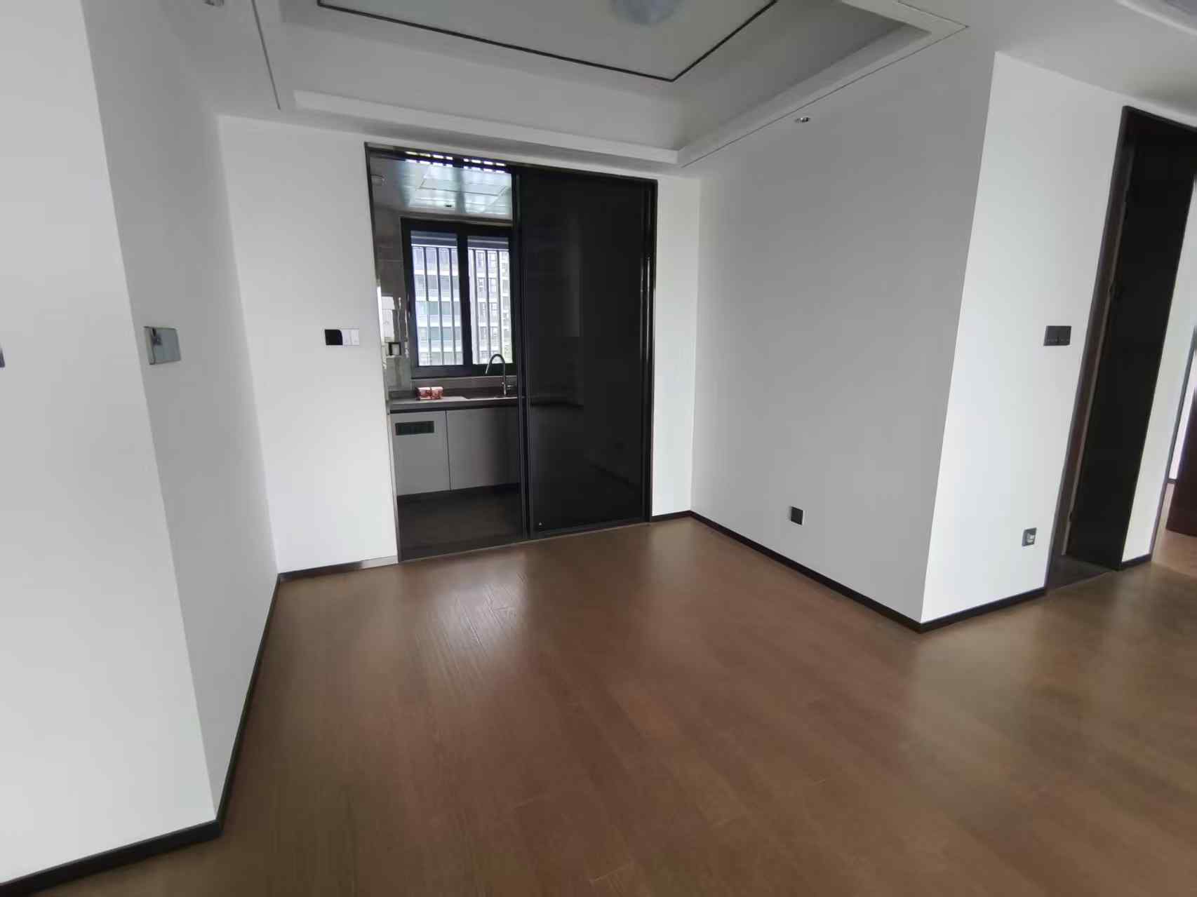 滨江道江园 3室2厅2卫 127m&sup2;