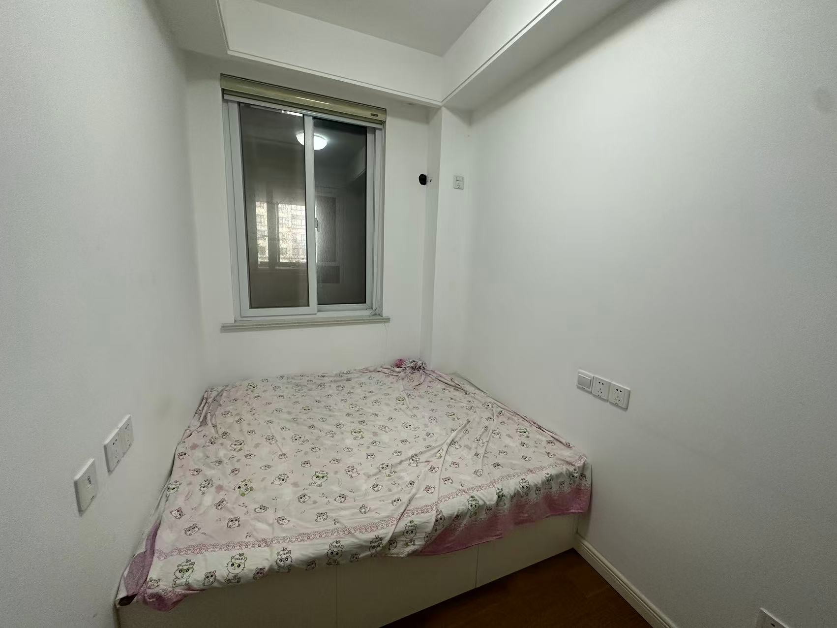 绿地新都会 3室2厅1卫 112m&sup2;
