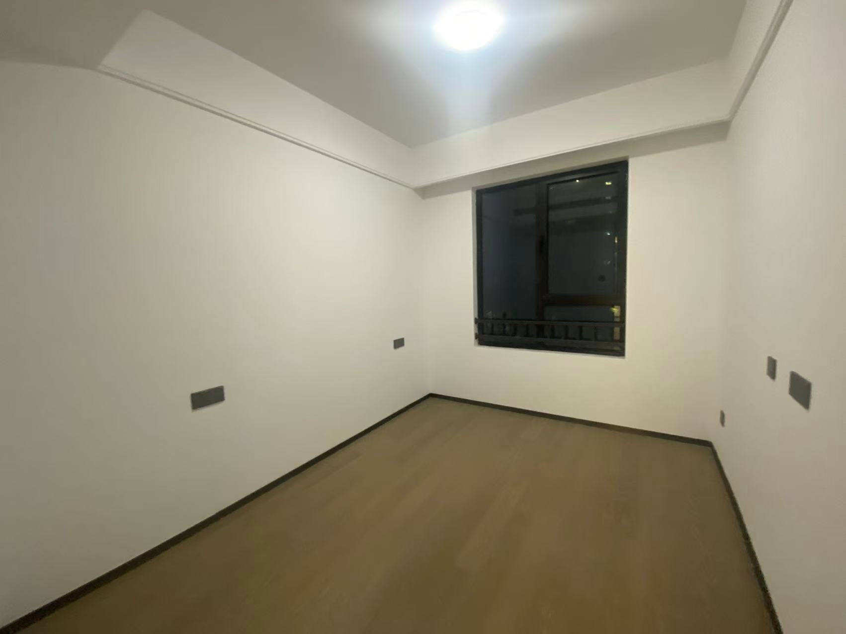 滨江道静园 3室2厅2卫 127m&sup2;