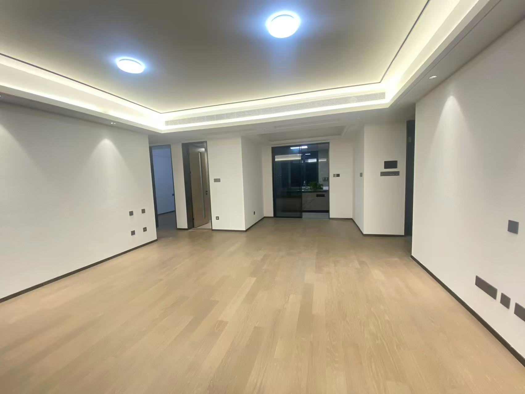 滨江道静园 3室2厅2卫 127m&sup2;
