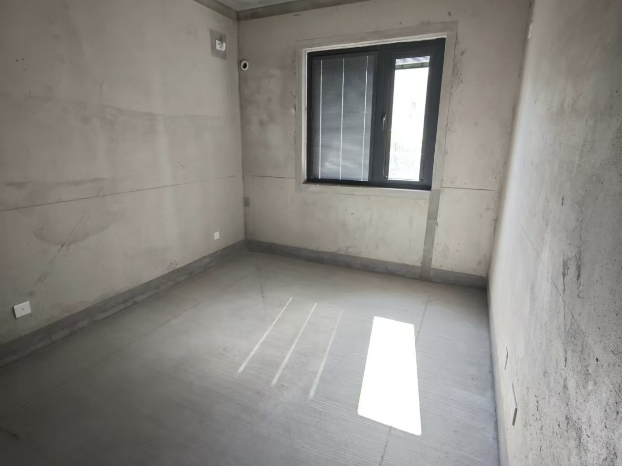 神辉上麟府 3室2厅2卫 115m&sup2;
