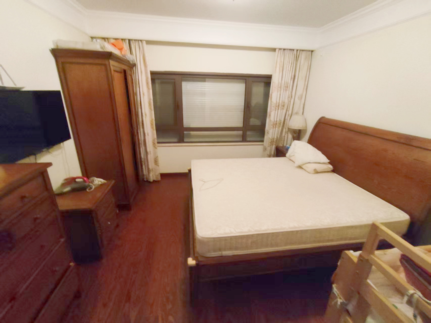 万濠华府 3室2厅2卫 144.97m&sup2;