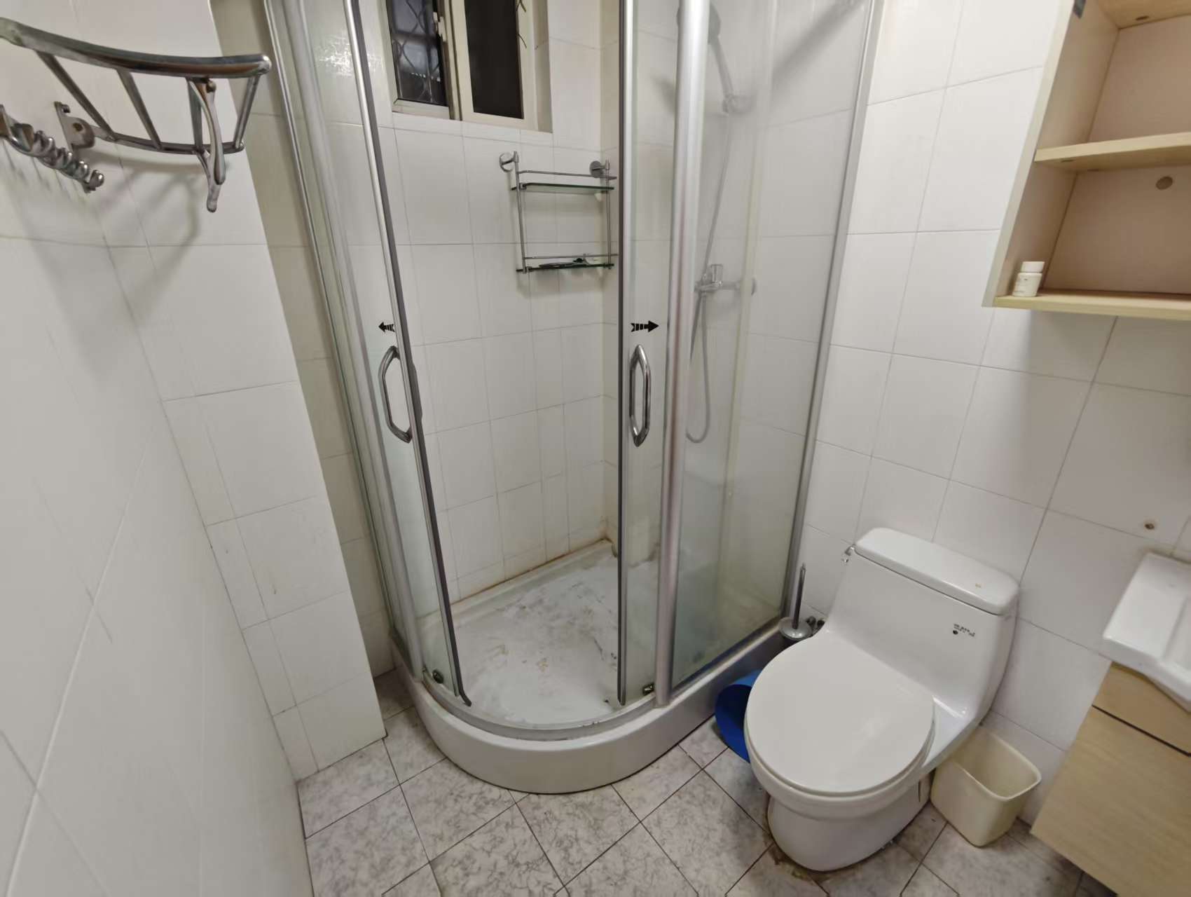 华侨花苑 3室2厅2卫 150m&sup2;