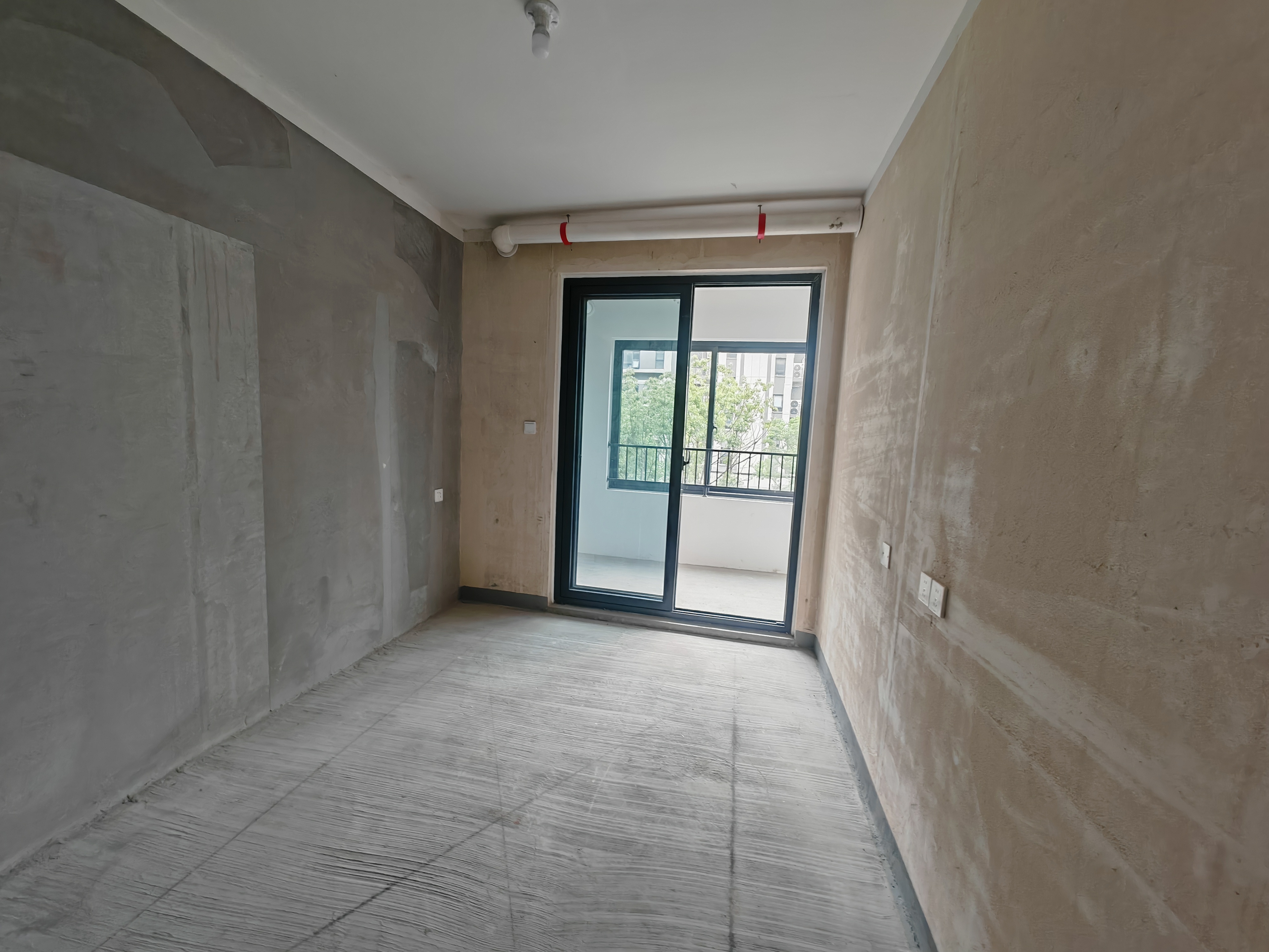 天璞华庭 4室2厅2卫 137m&sup2;