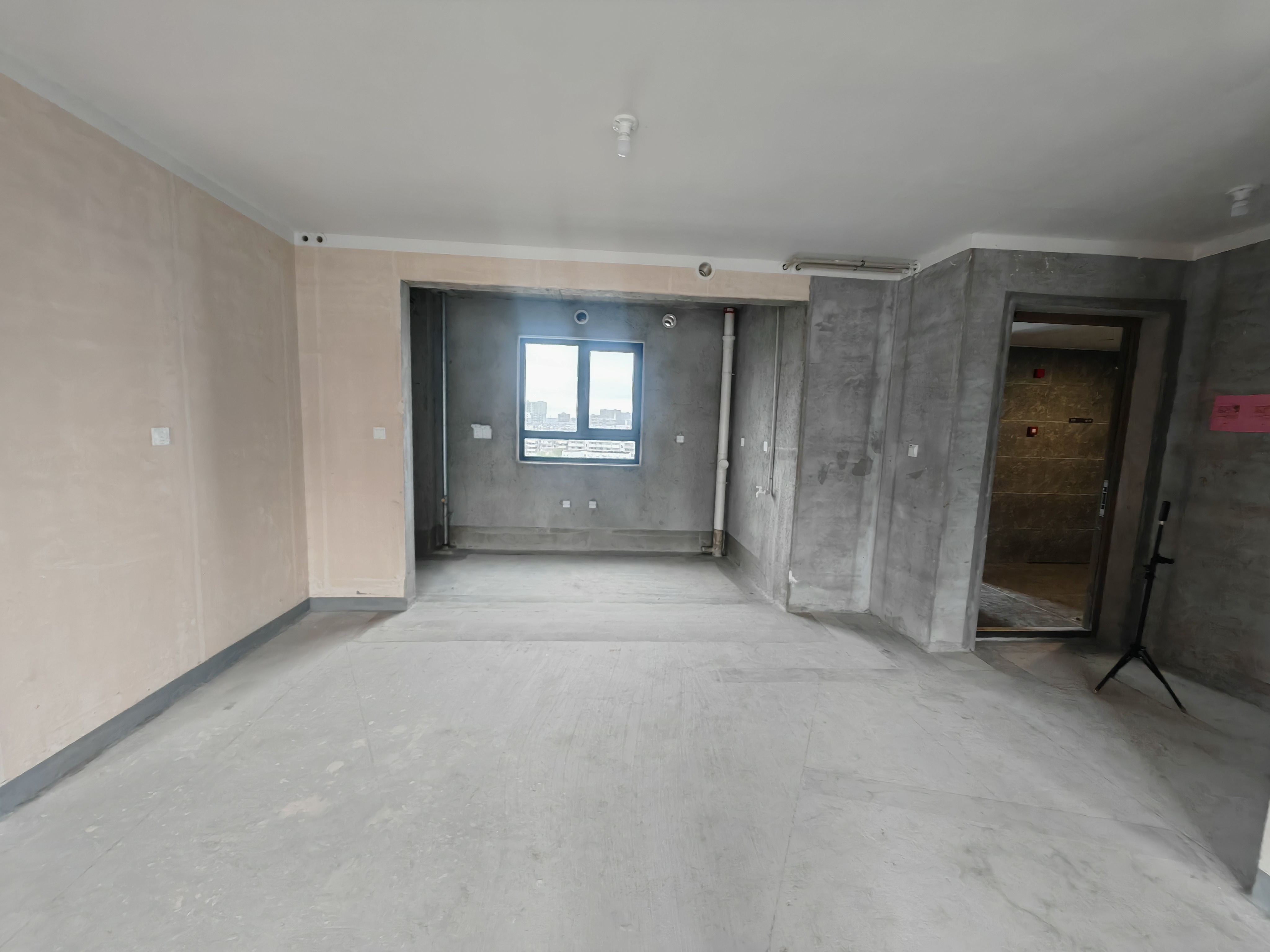 天璞华庭 4室2厅2卫 138m²