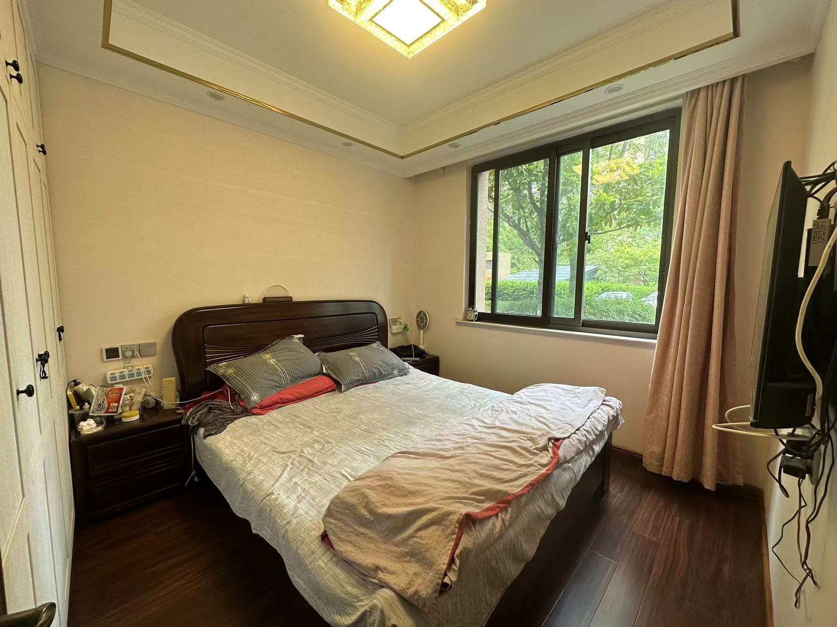 万濠世家 3室2厅1卫 136.00m&sup2;