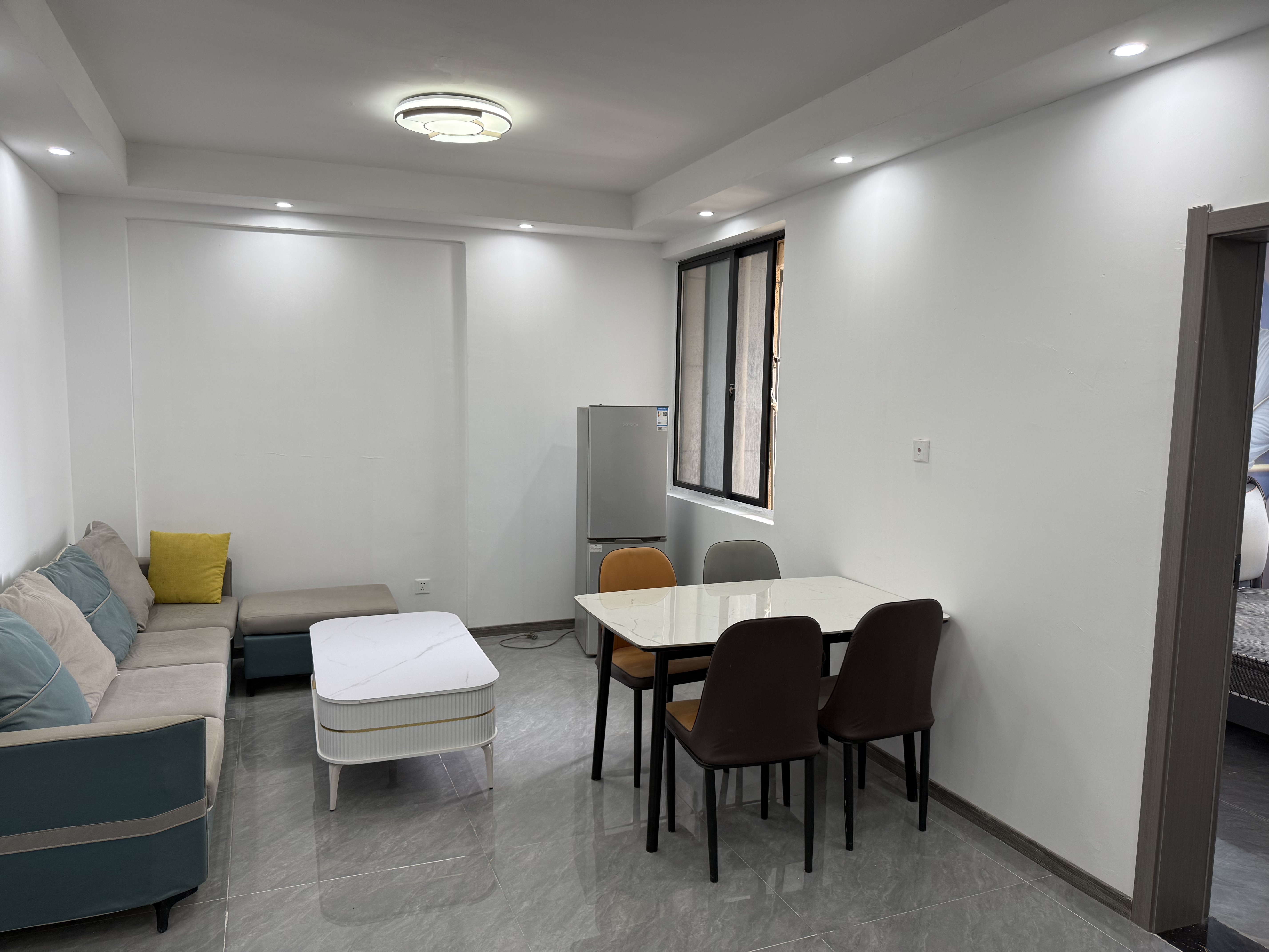 融悦华庭 2室2厅1卫 86m²