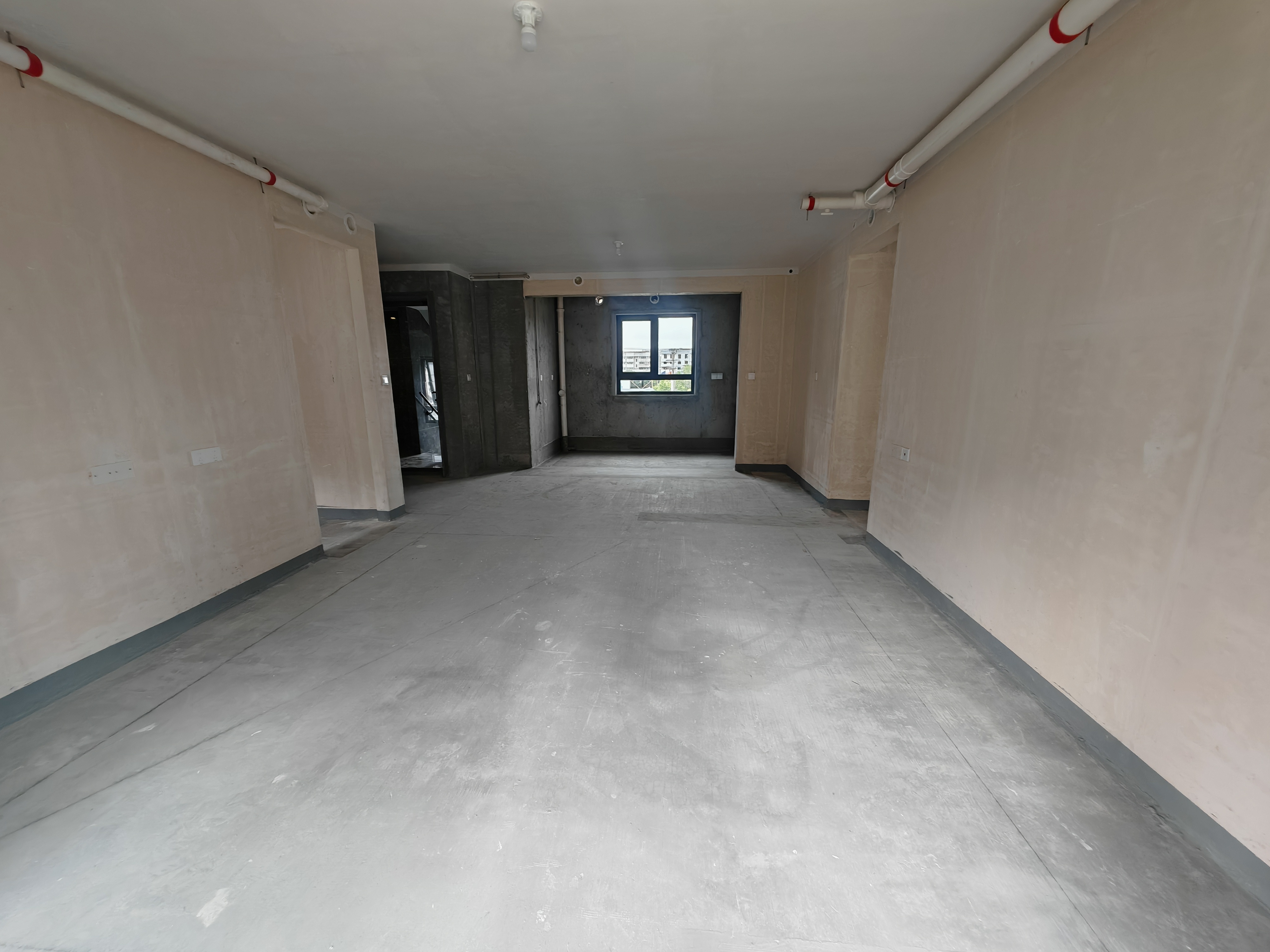 天璞华庭 4室2厅2卫 137m&sup2;