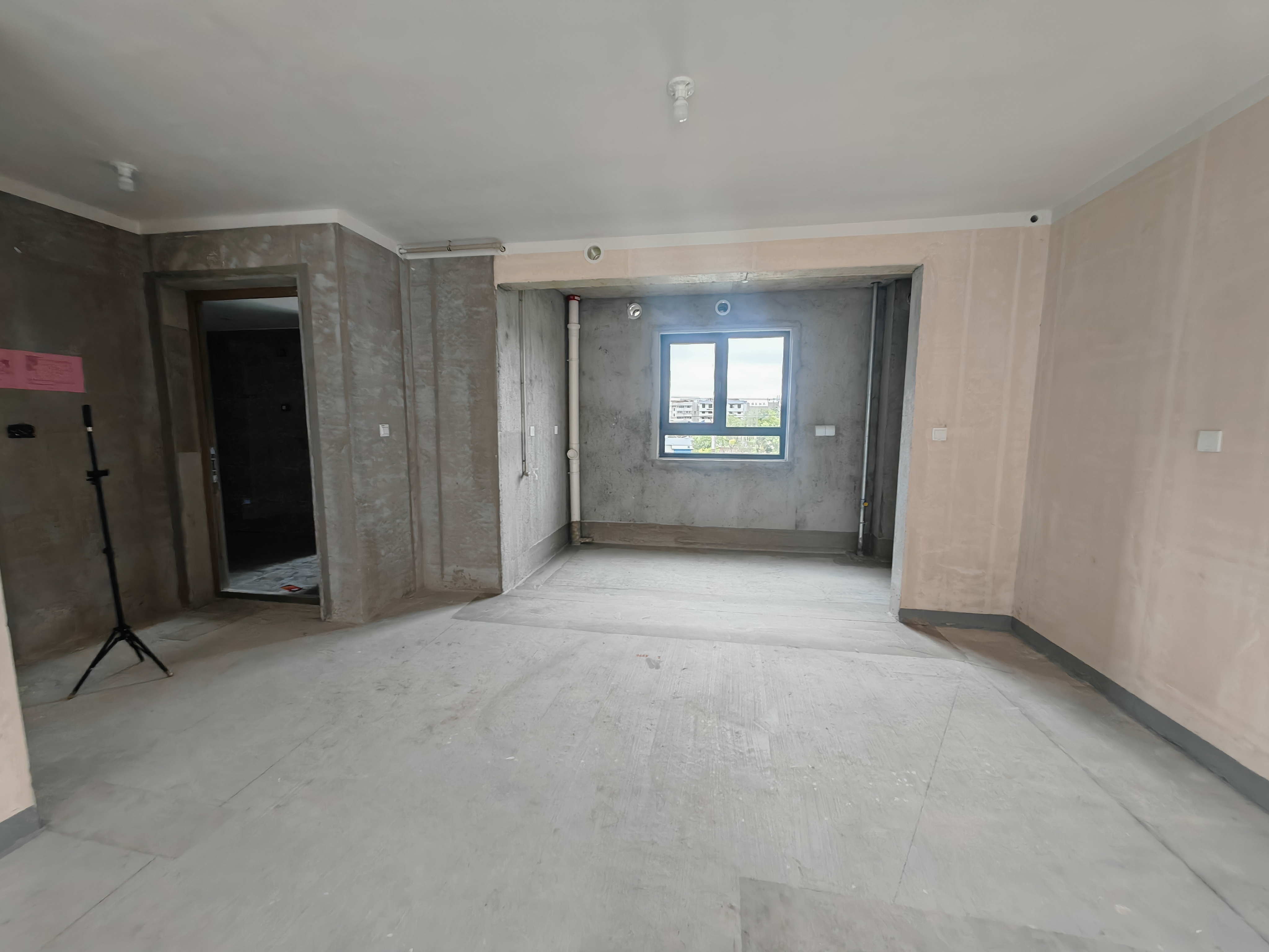 天璞华庭 4室2厅2卫 137m²