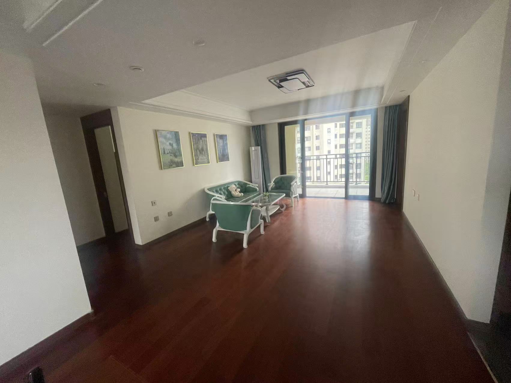 中南万科大都会 3室2厅2卫 125m&sup2;