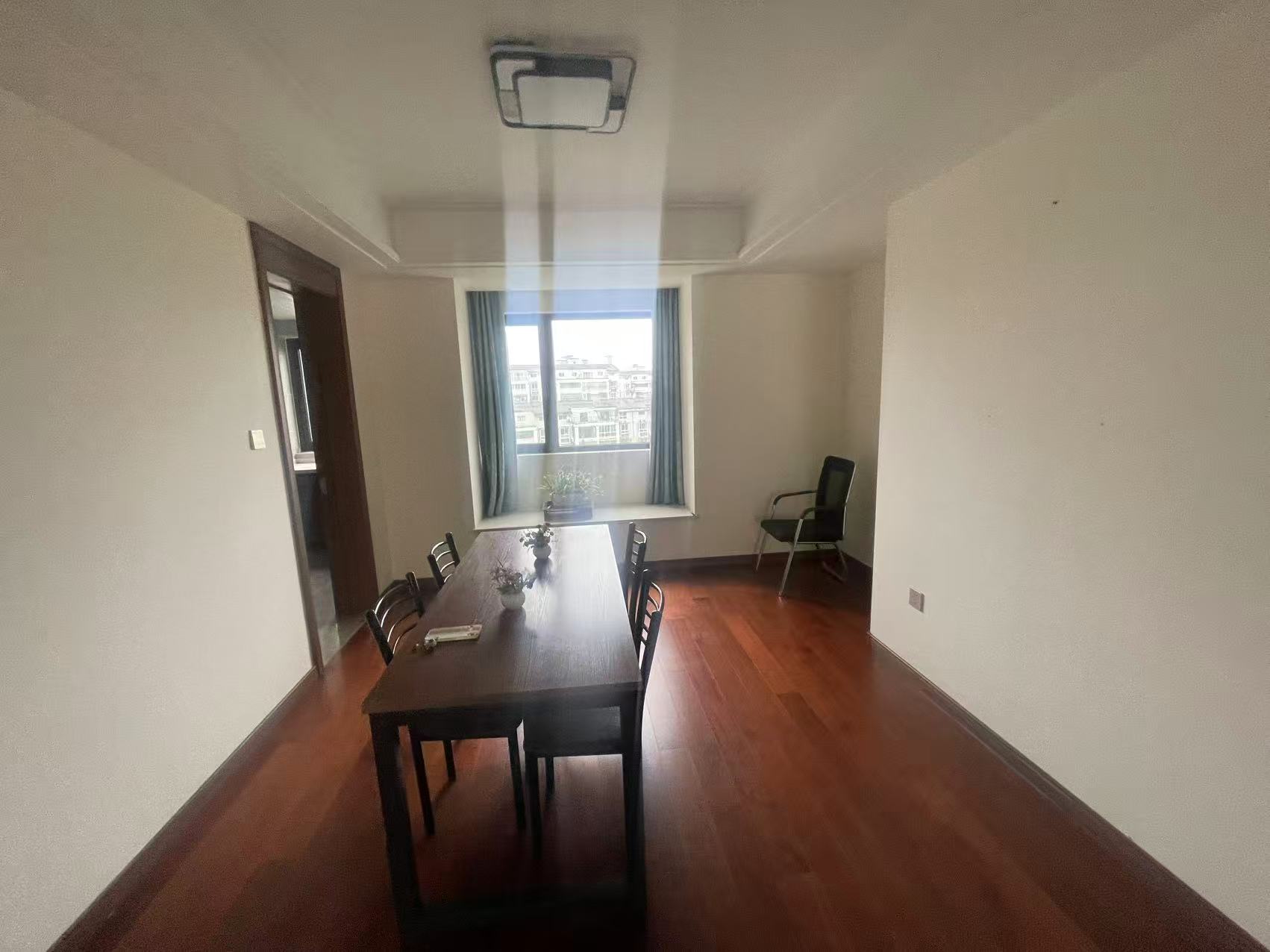 中南万科大都会 3室2厅2卫 125m&sup2;