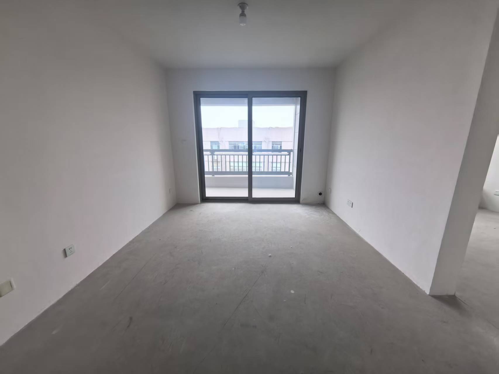 融创荣润·玖樟台 3室2厅2卫 100m²