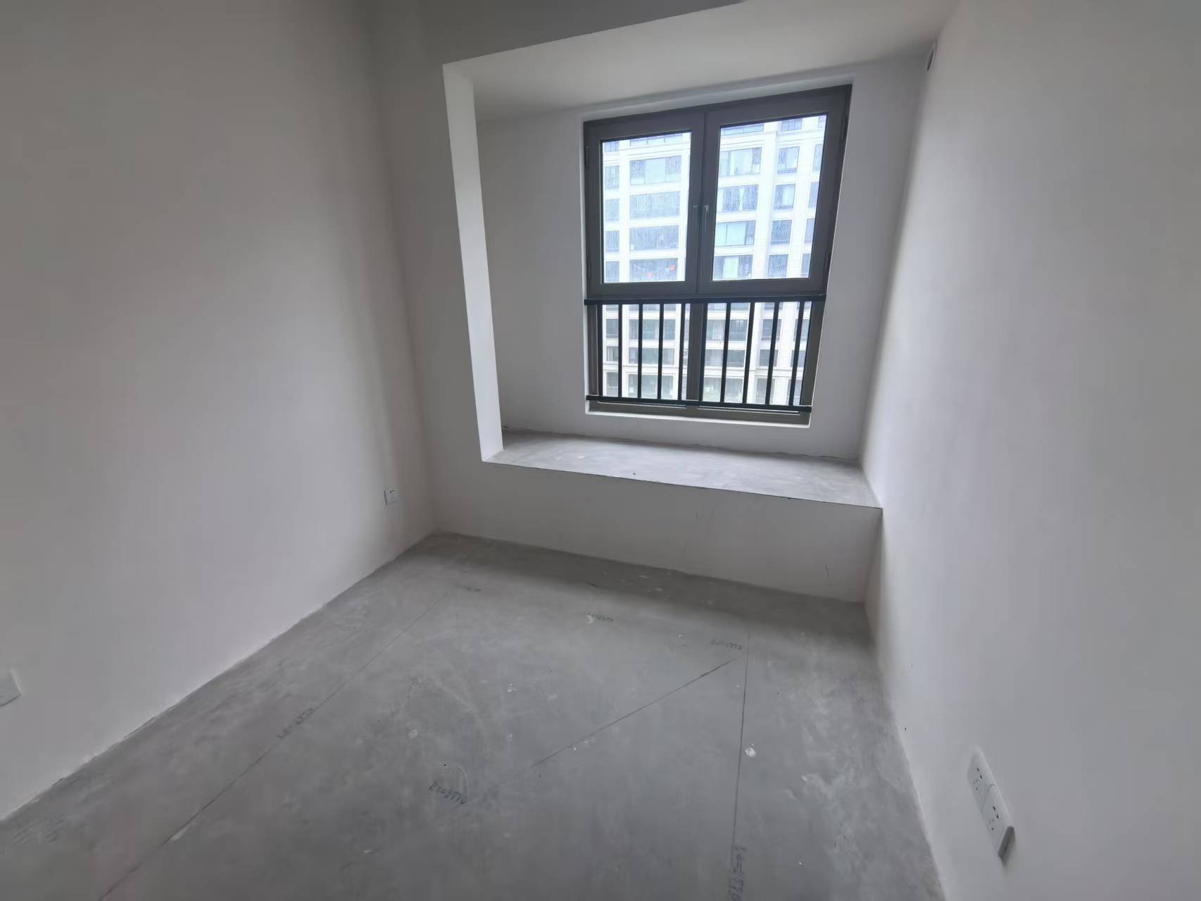 融创荣润&middot;玖樟台 3室2厅2卫 100m&sup2;