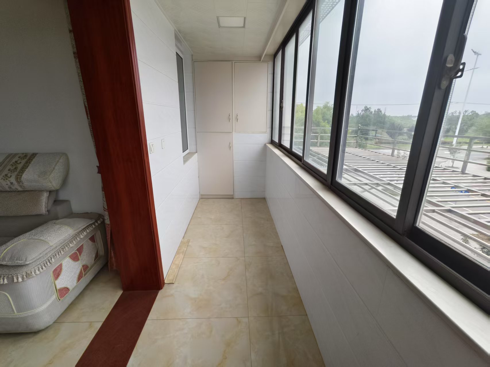 金泰花园B区 3室2厅1卫 105m&sup2;