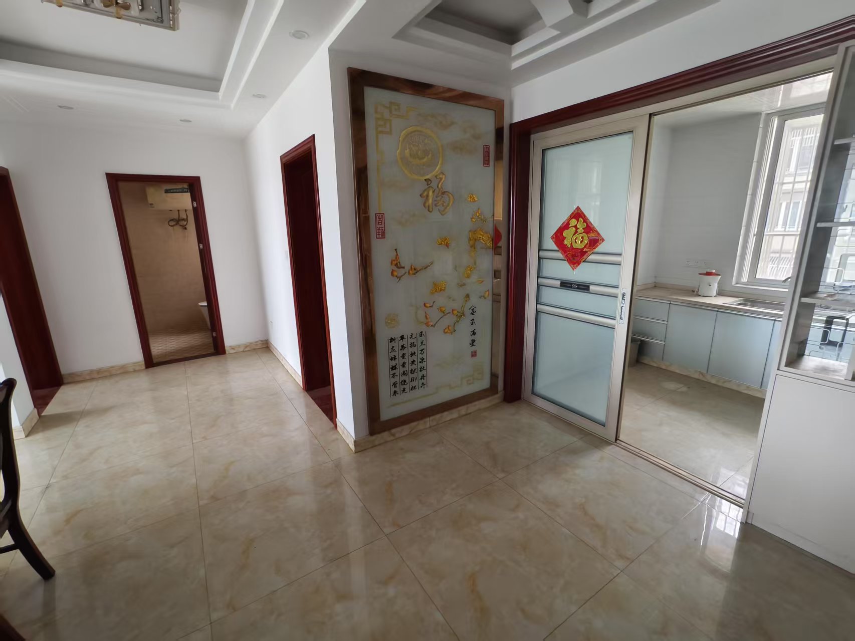 金泰花园B区 3室2厅1卫 105m&sup2;