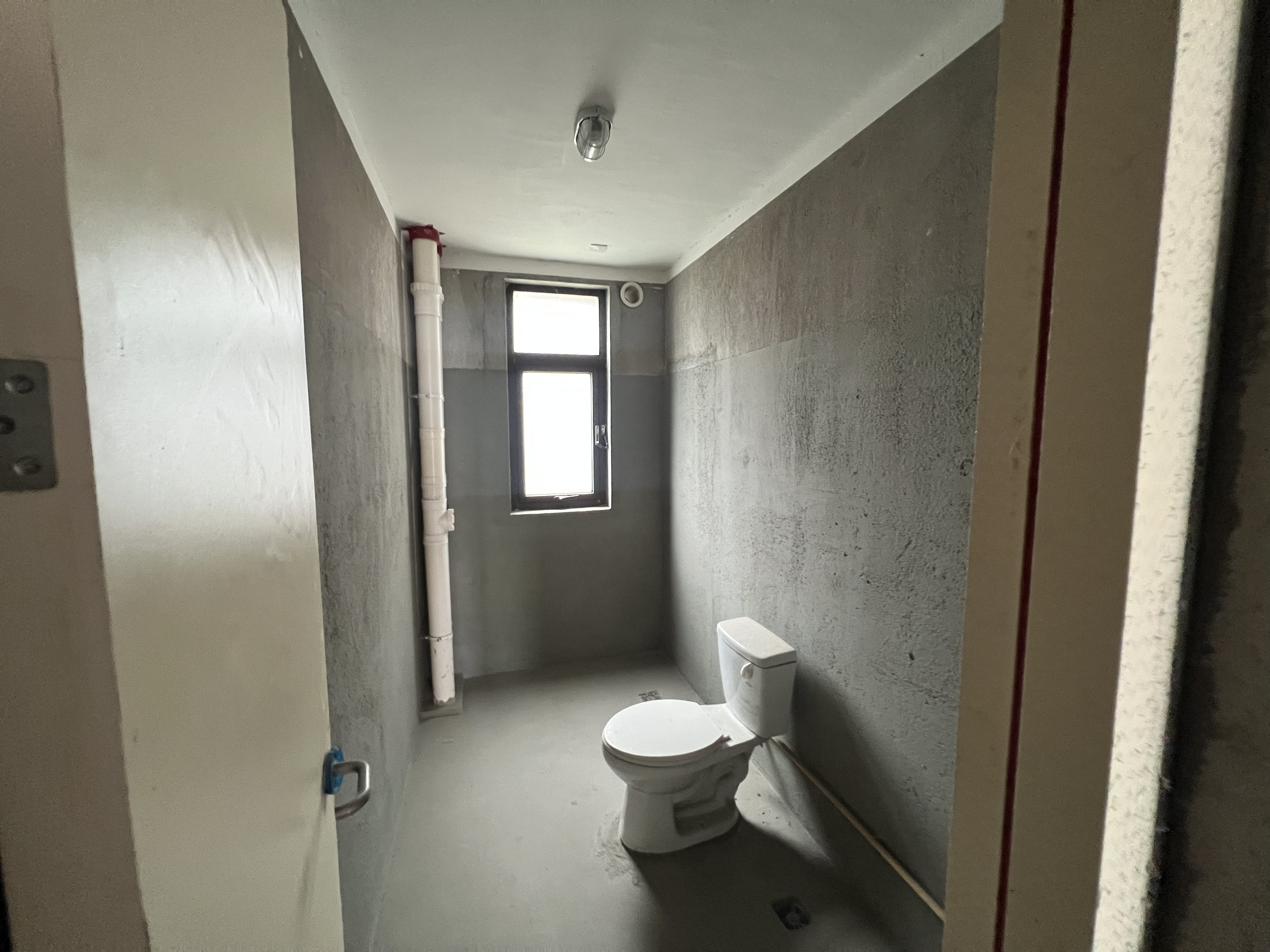 华强城 4室2厅2卫 145m&sup2;